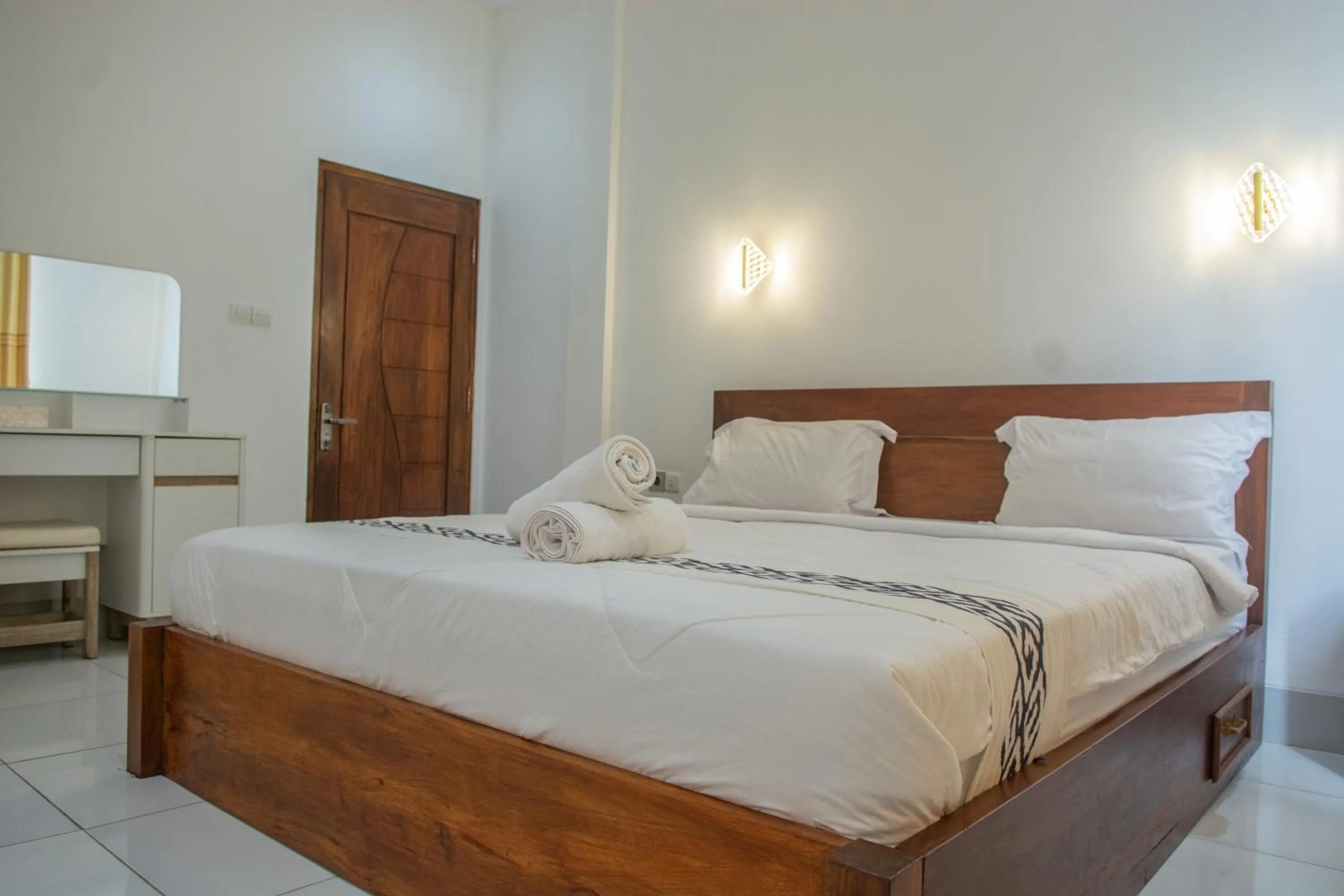 Bed in Turtle House Lombok