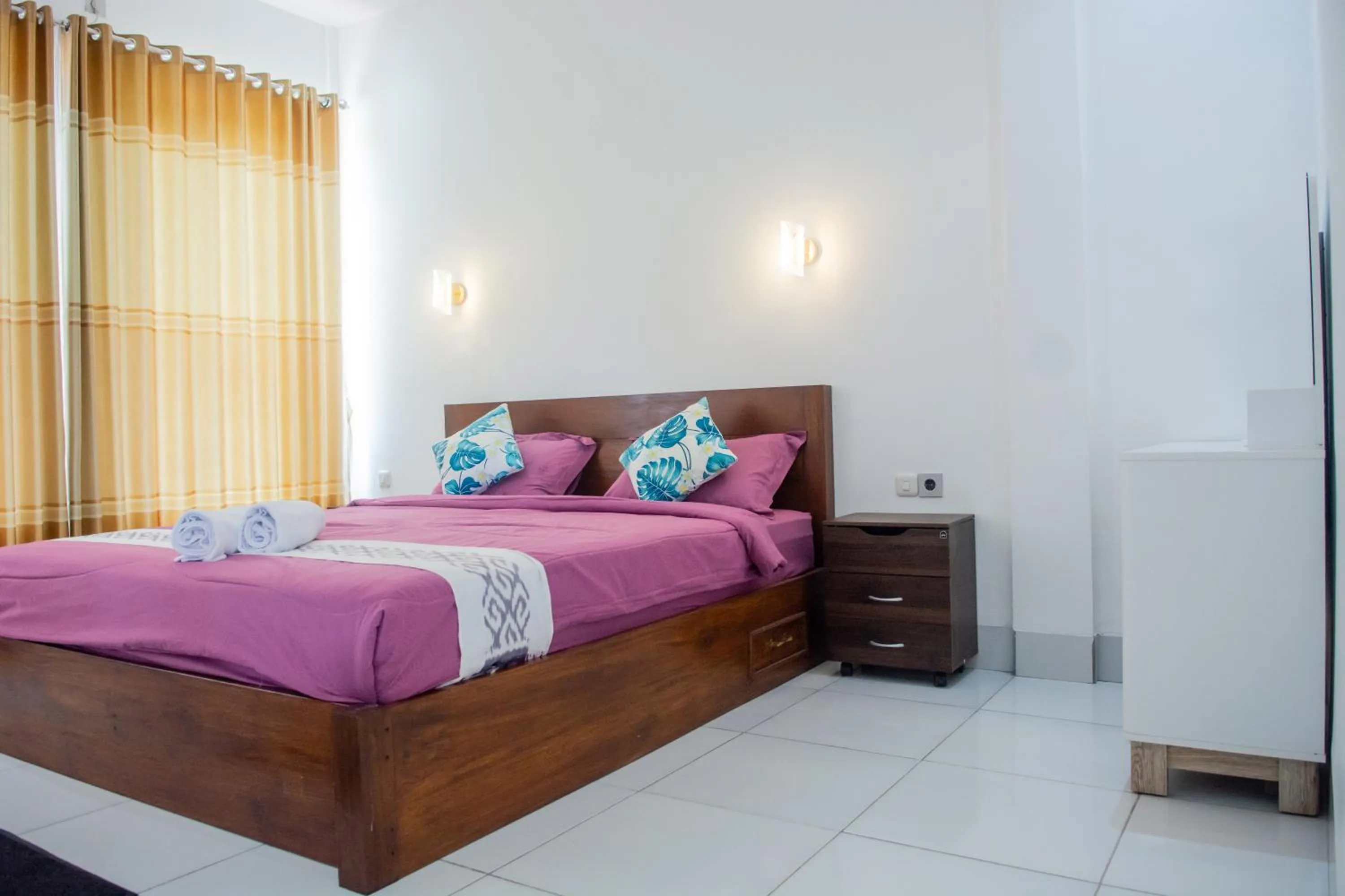 Bed in Turtle House Lombok