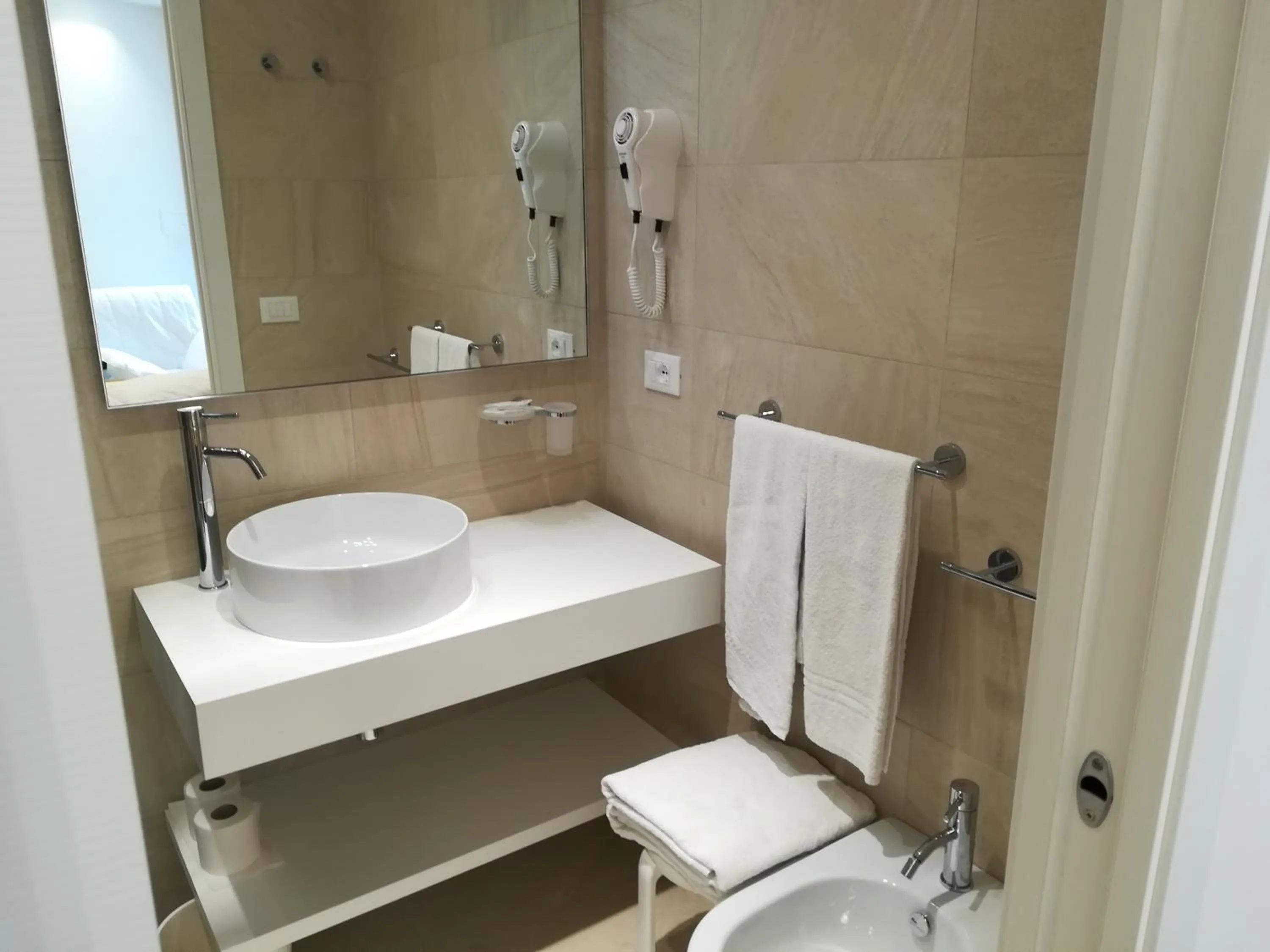 Bathroom in Hotel Majestic