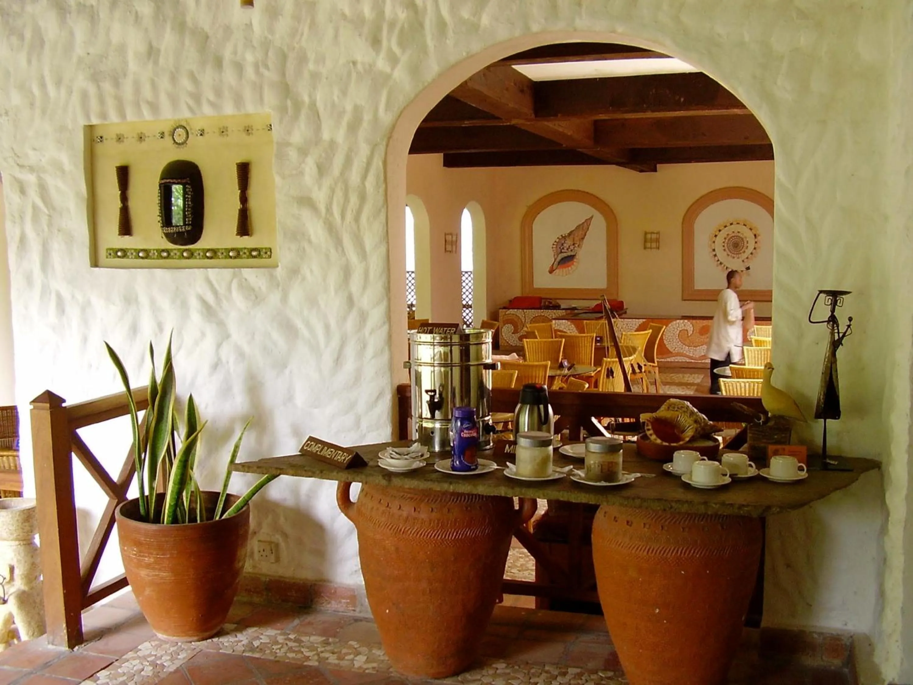 Restaurant/places to eat in Pinewood Beach Resort and Spa