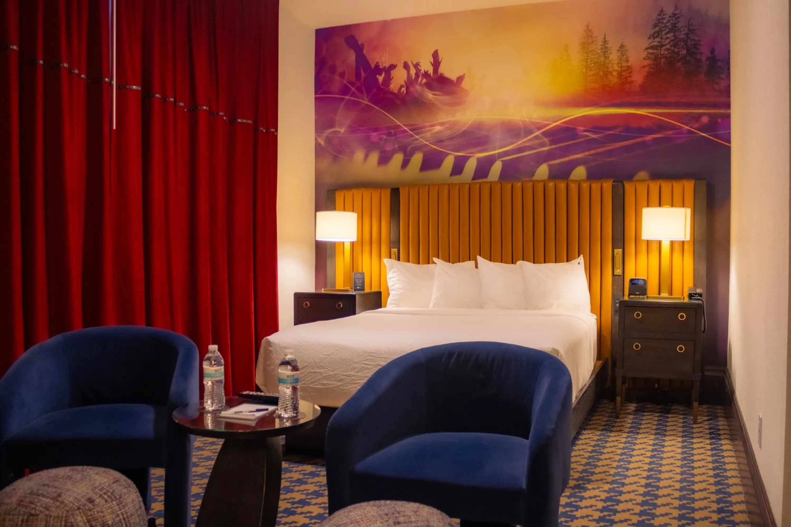 Bedroom, Bed in Rocksino by Hard Rock Deadwood