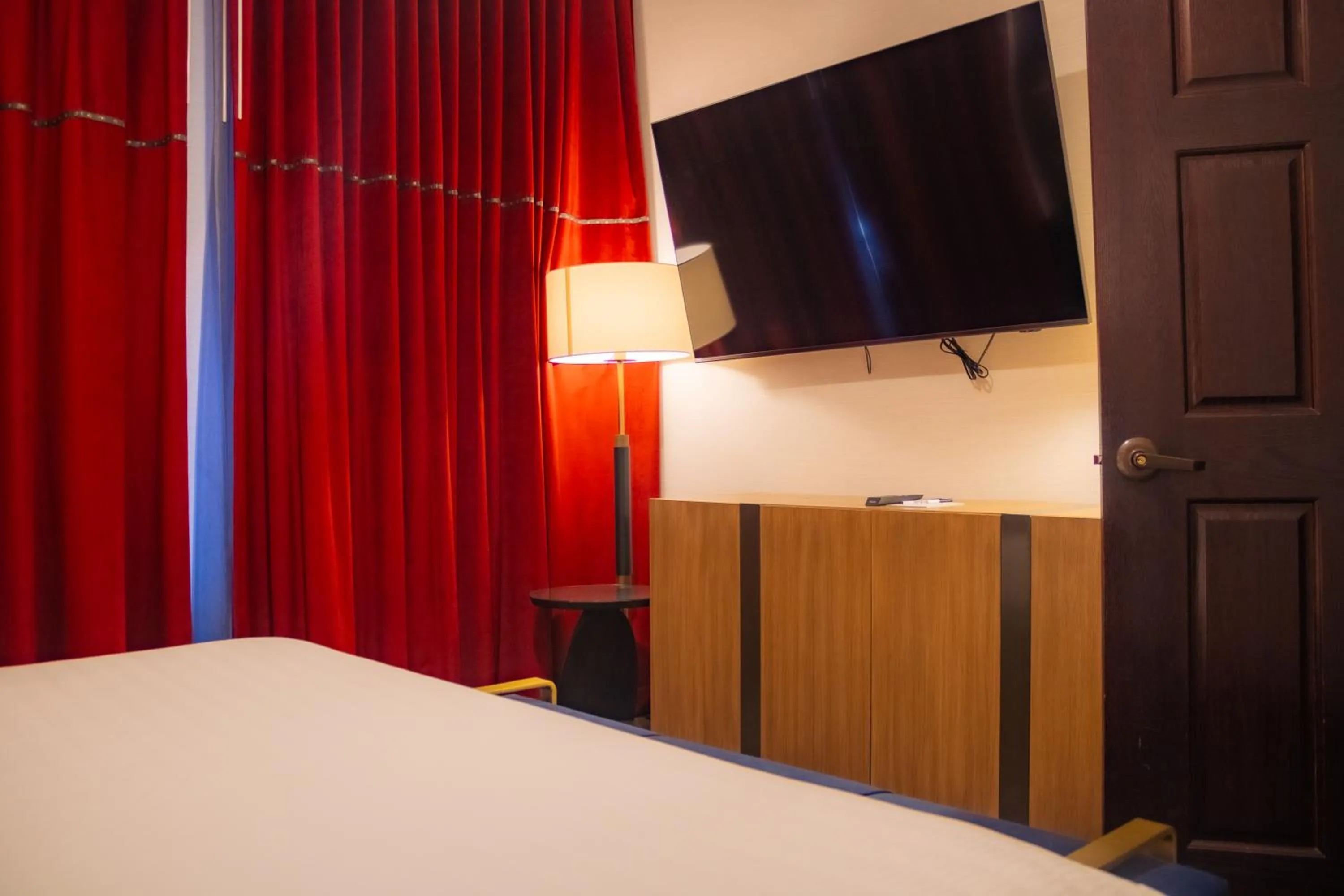 TV and multimedia, Bed in Rocksino by Hard Rock Deadwood