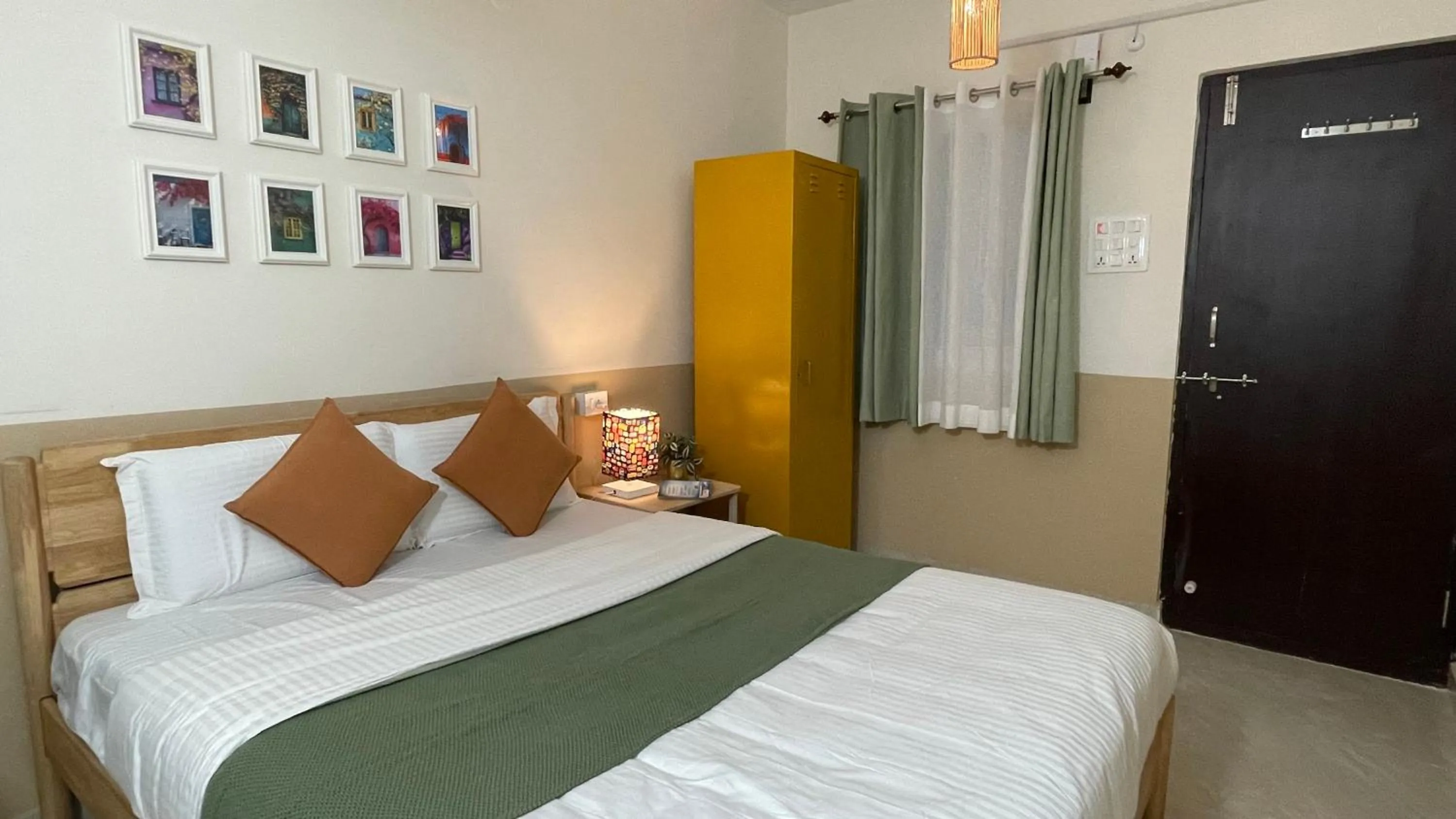 Bed in 144 Tipiverse