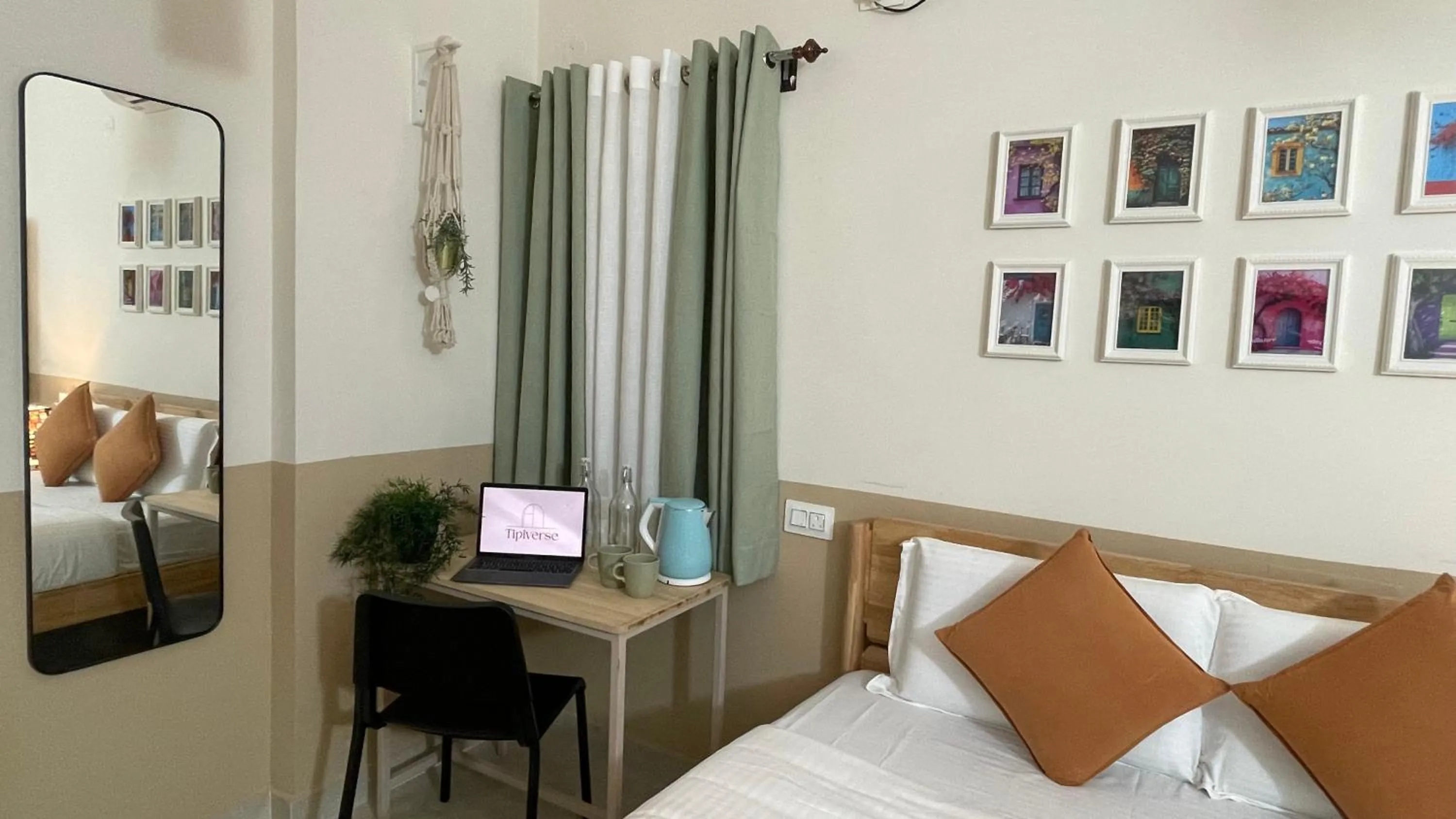 Bed in 144 Tipiverse