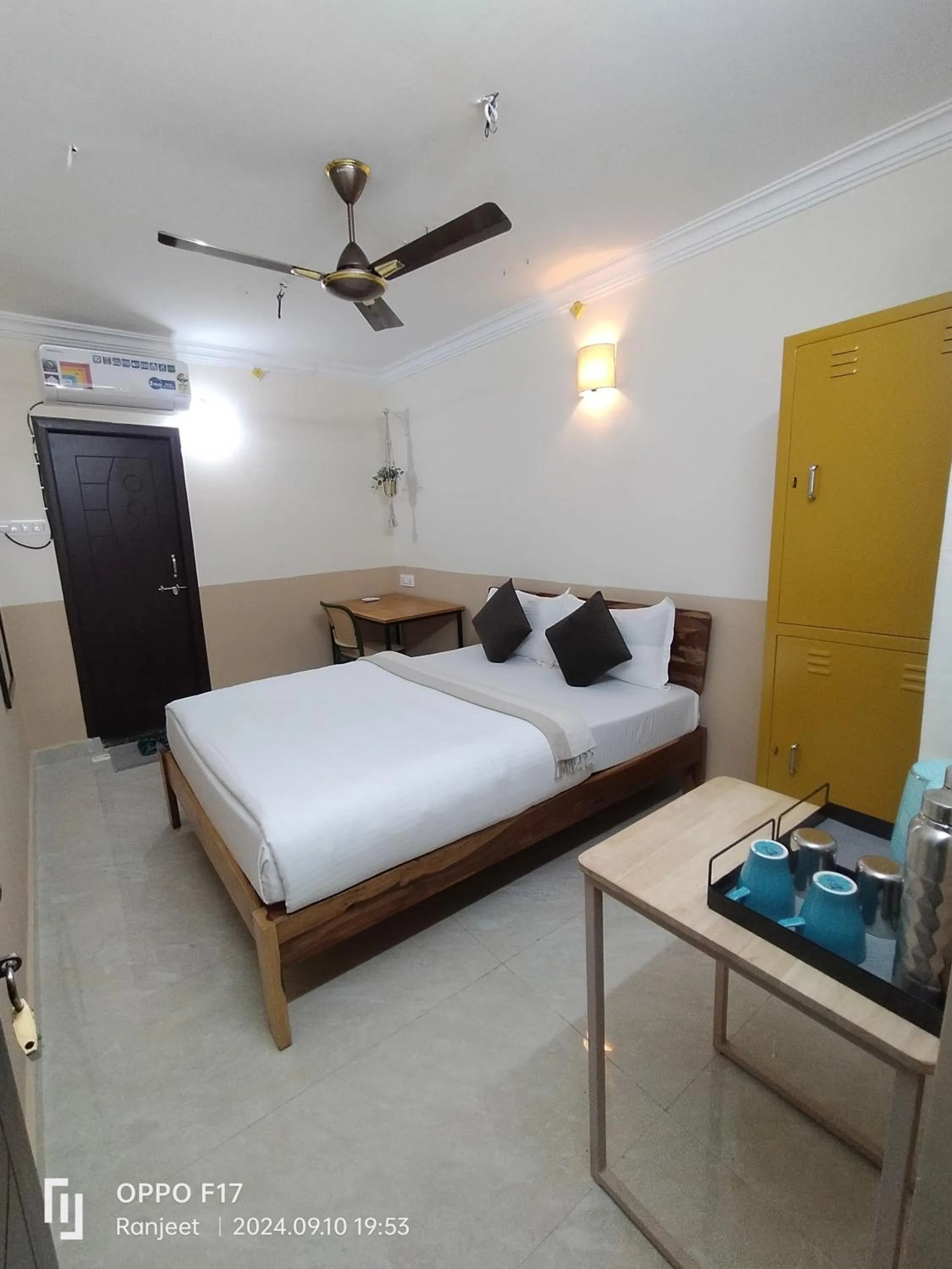 Bed in 144 Tipiverse