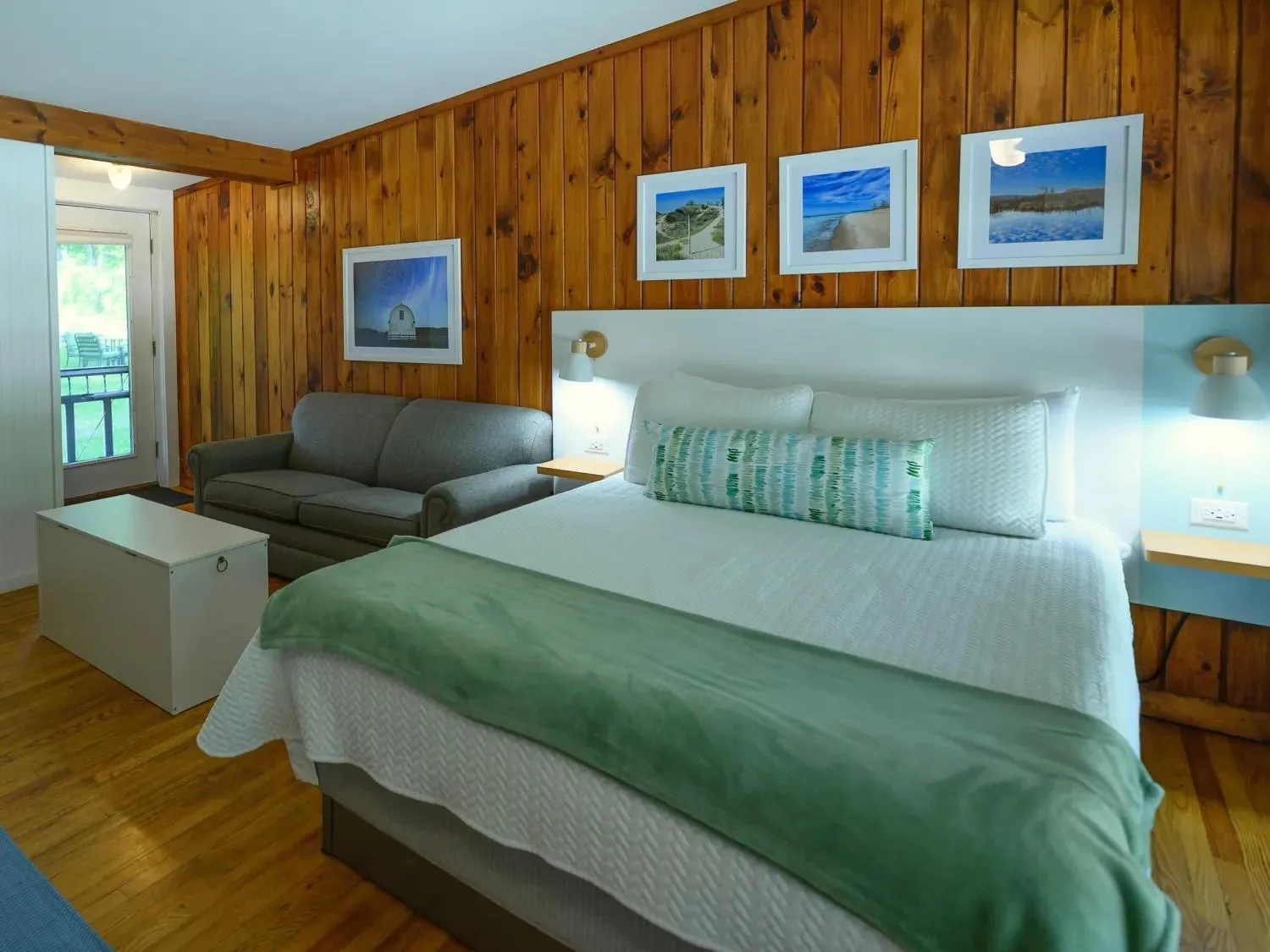 Bed in Dune Climb Inn