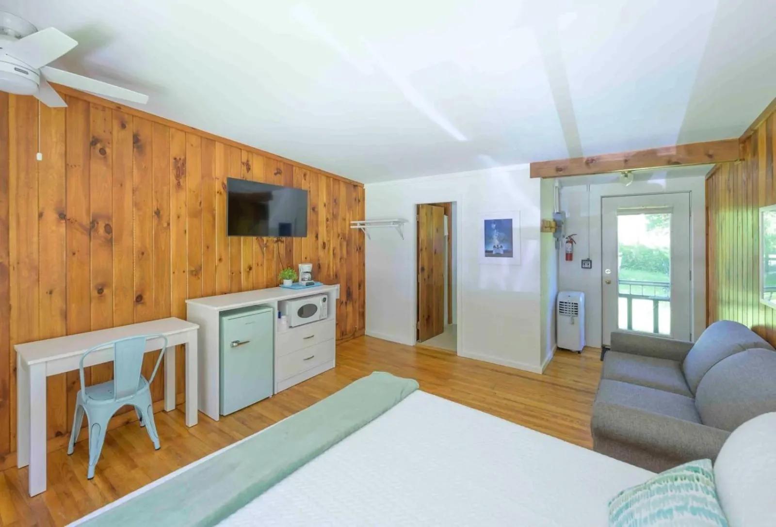Bed in Dune Climb Inn