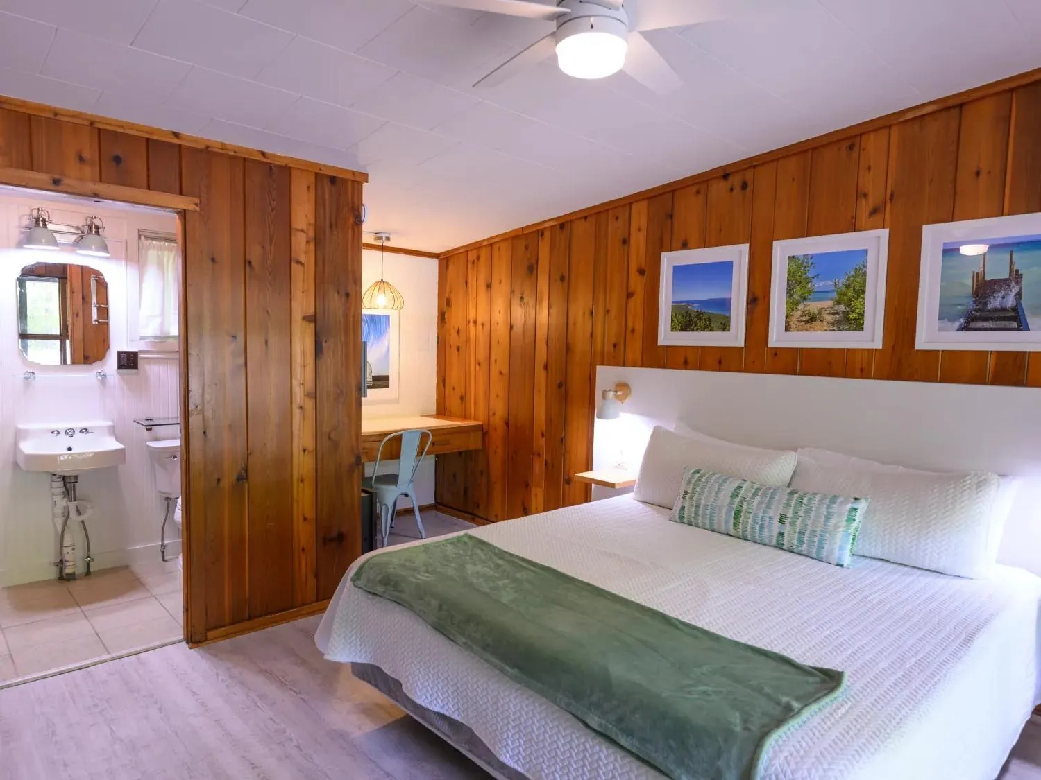 Bed in Dune Climb Inn
