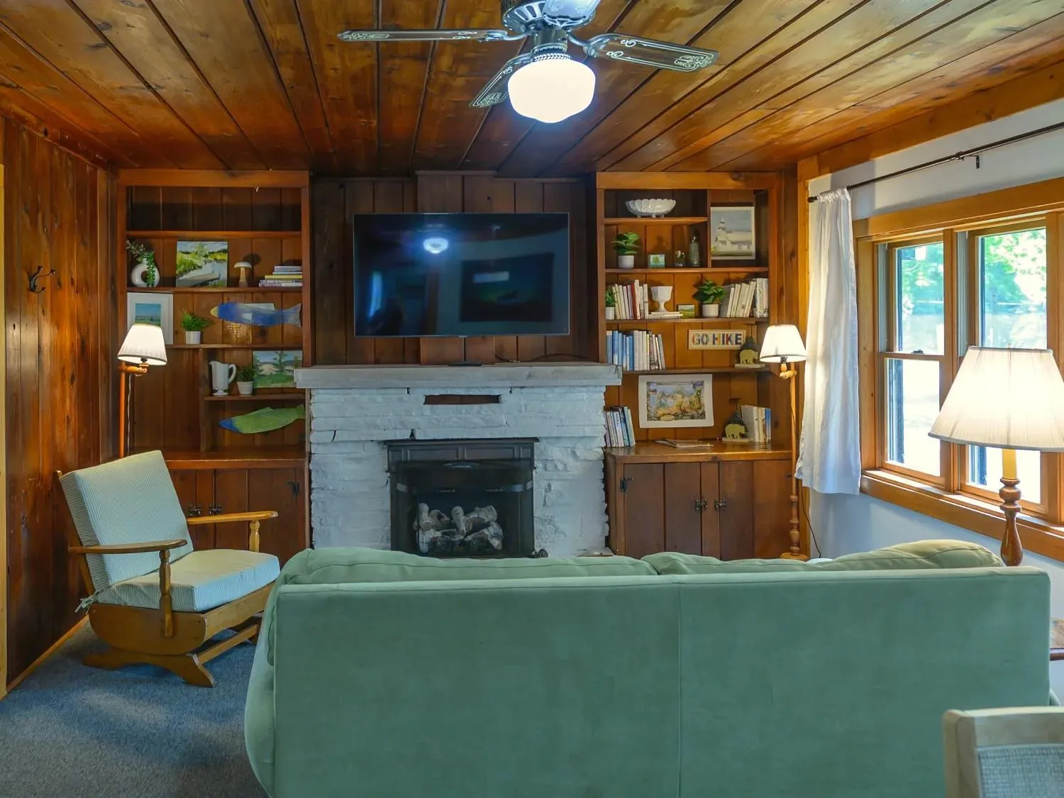 Living room in Dune Climb Inn
