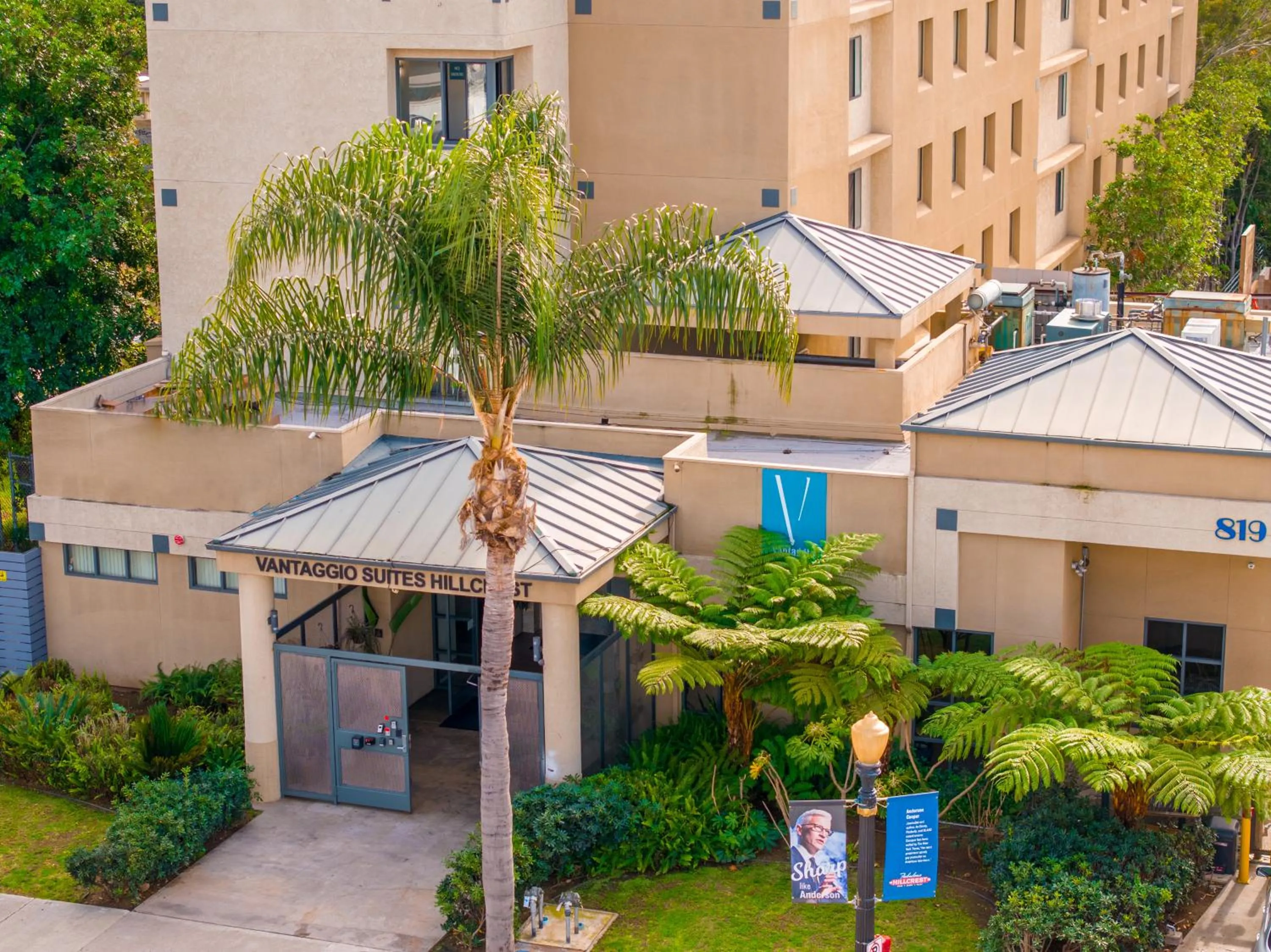 Property building in Uptown Inn - Limited Service Apart-Hotel