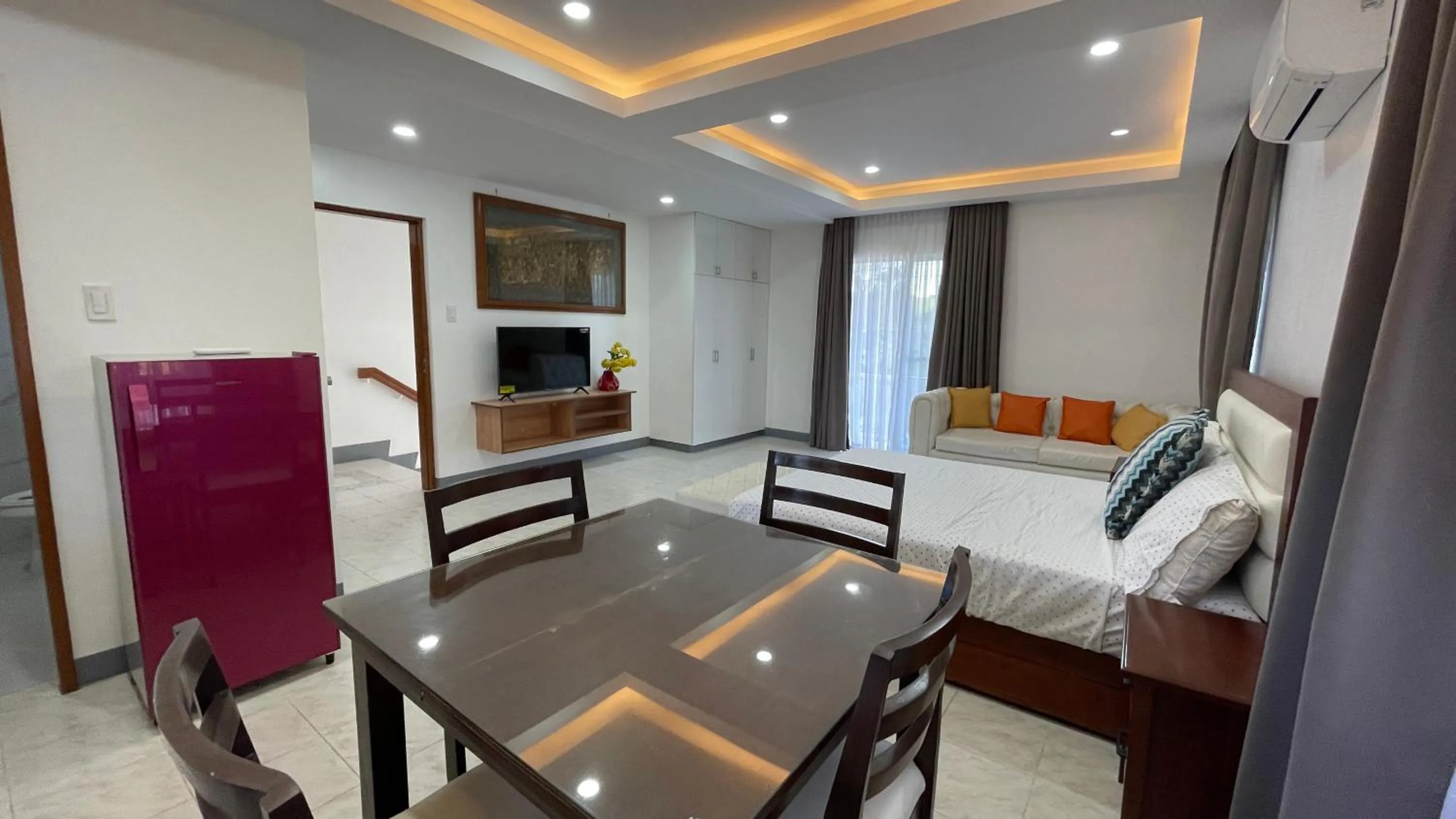 Bed in Sonrisa - Golden Meadows by Hiverooms