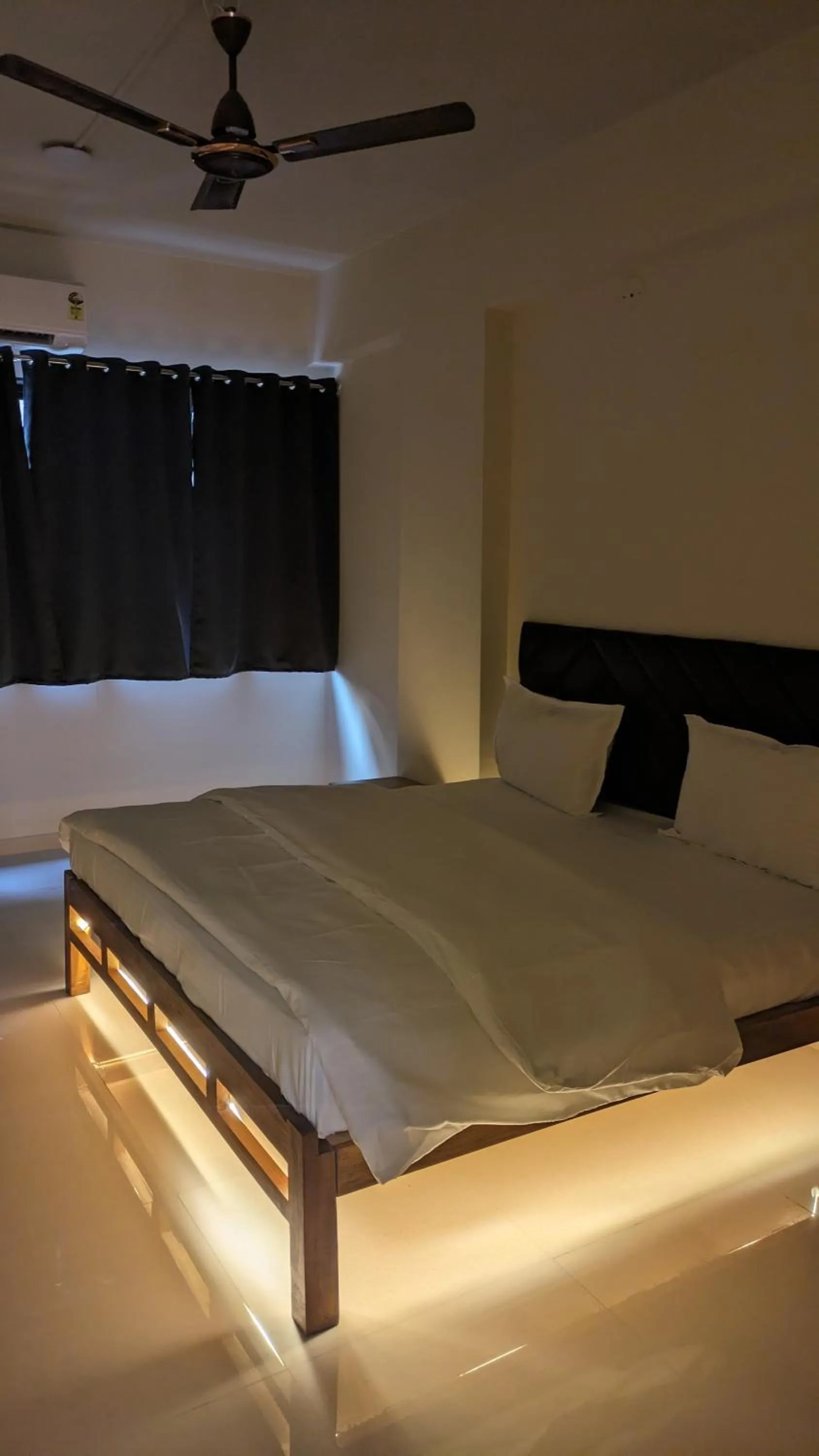 Bedroom, Bed in Hotel JDS