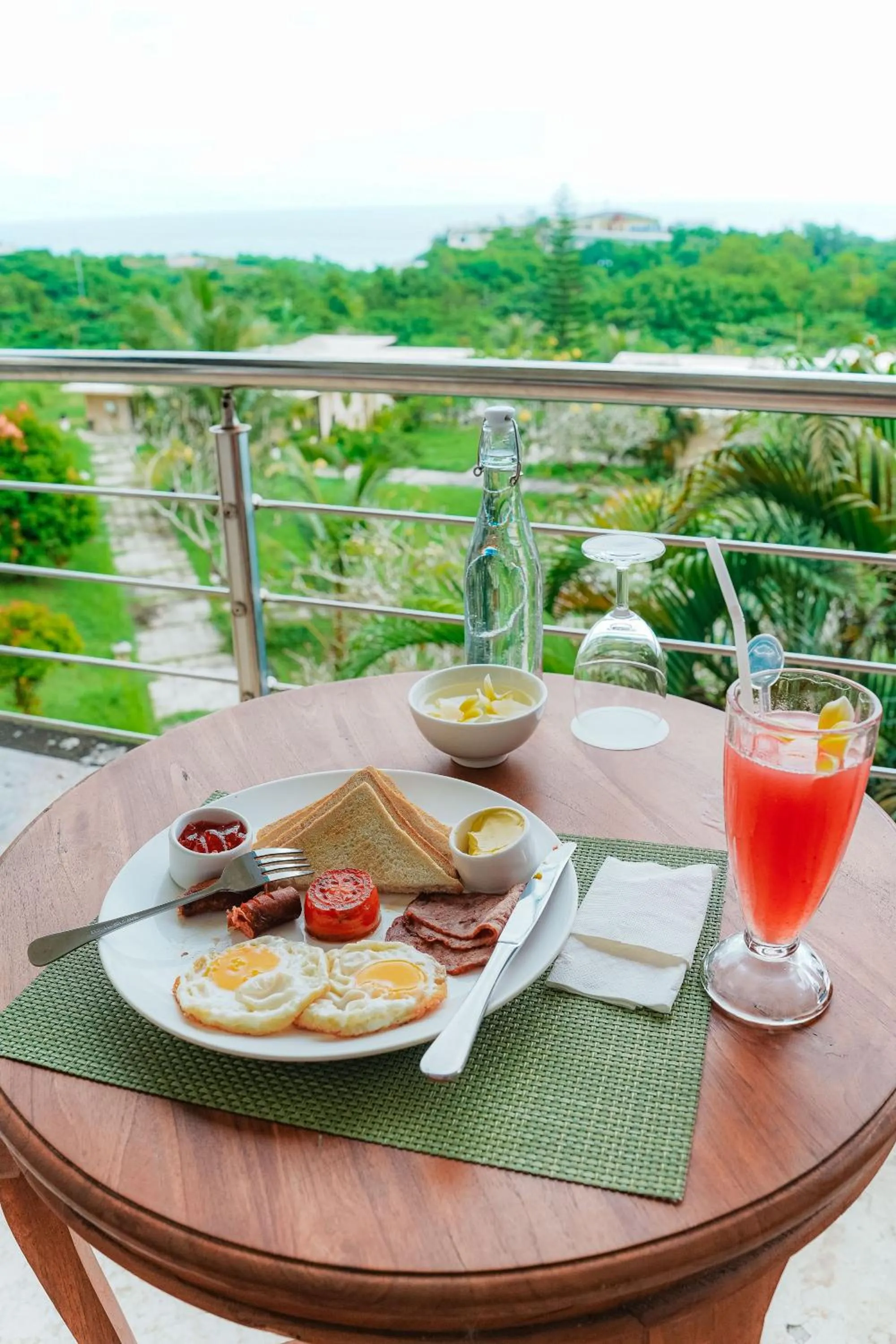 Breakfast in New Kuta Hotel by LORIN