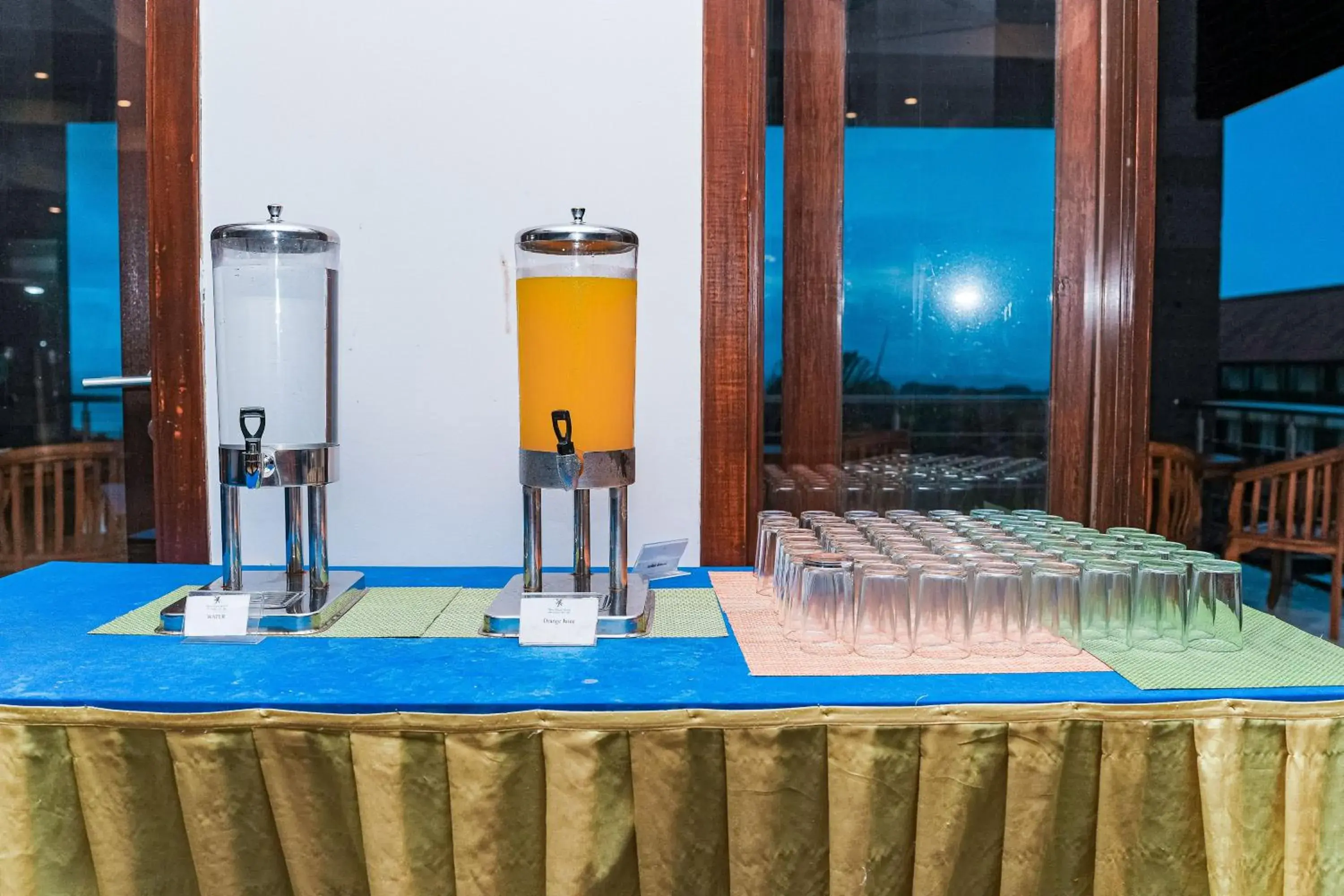 Restaurant/places to eat in New Kuta Hotel by LORIN Restaurant/places to eat in New Kuta Hotel by LORIN