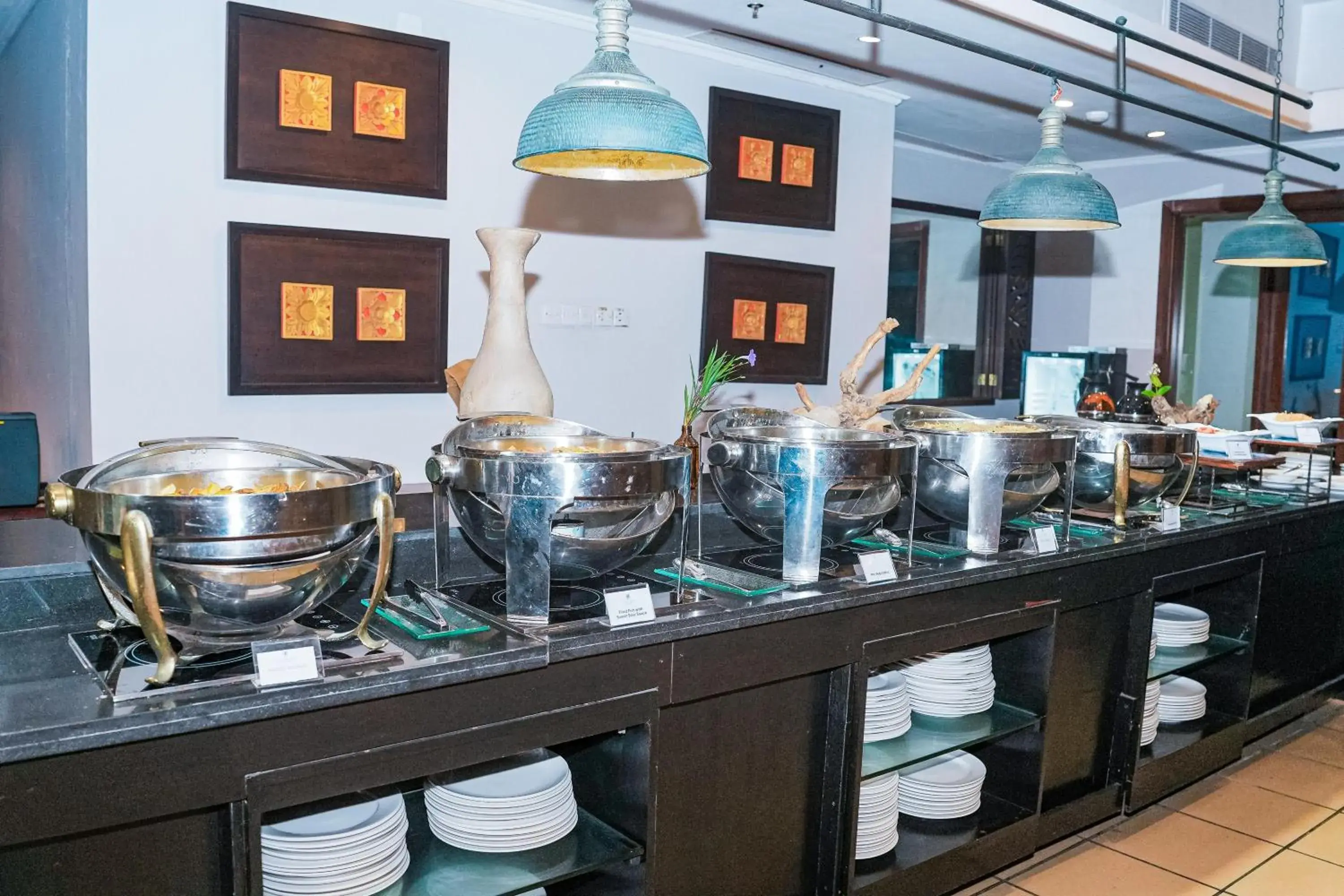 Buffet breakfast in New Kuta Hotel by LORIN Buffet breakfast in New Kuta Hotel by LORIN