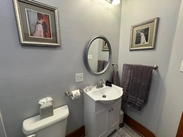 Bathroom in Woodbine Inn and Restaurant