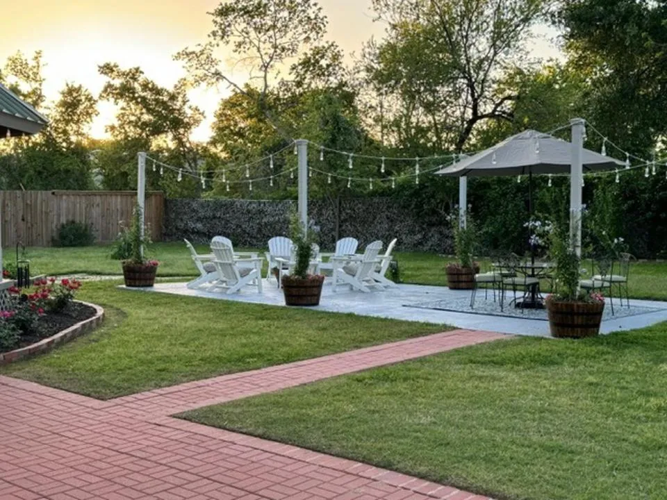 Patio in Woodbine Inn and Restaurant