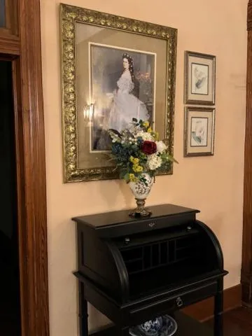 Decorative detail in Woodbine Inn and Restaurant