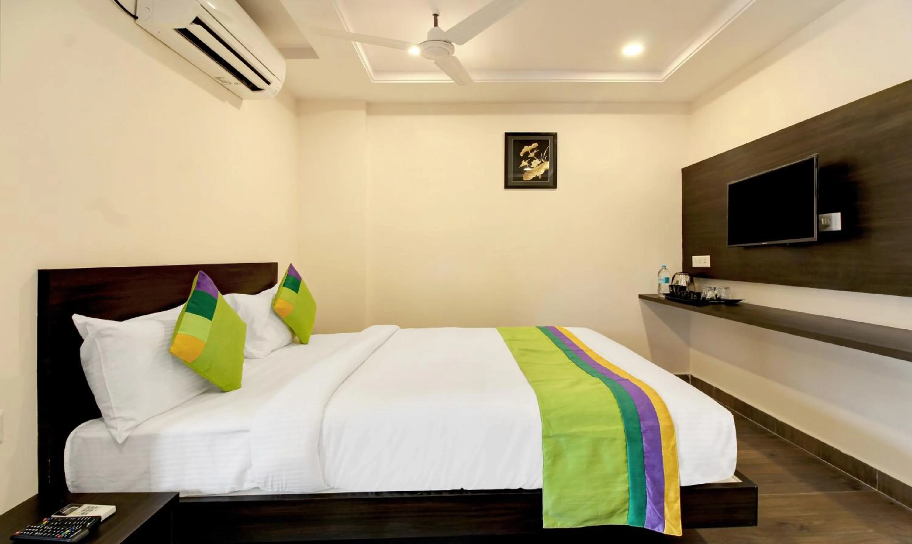 Bedroom, Bed in Treebo Excella