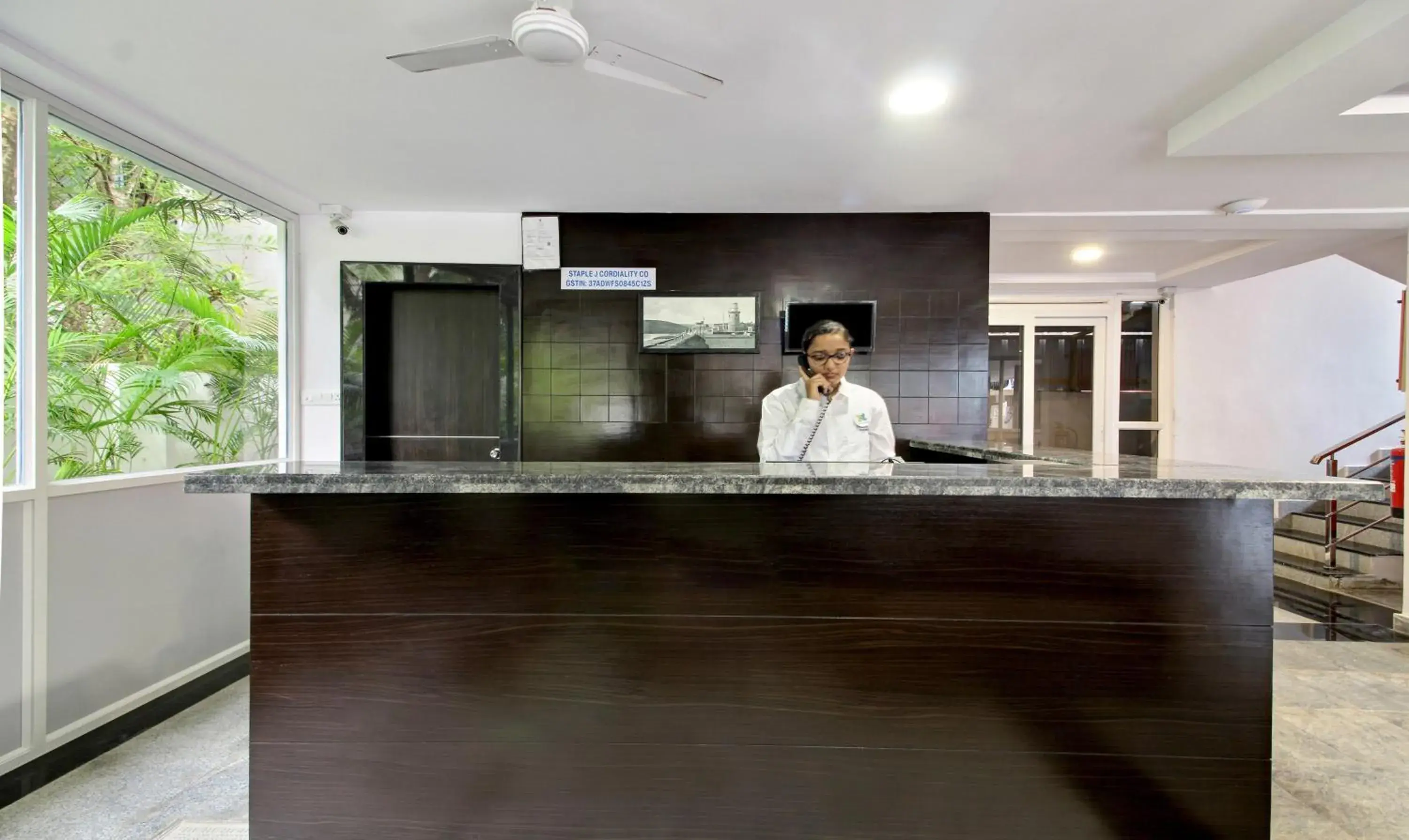 Lobby or reception in Treebo Excella Lobby or reception in Treebo Excella