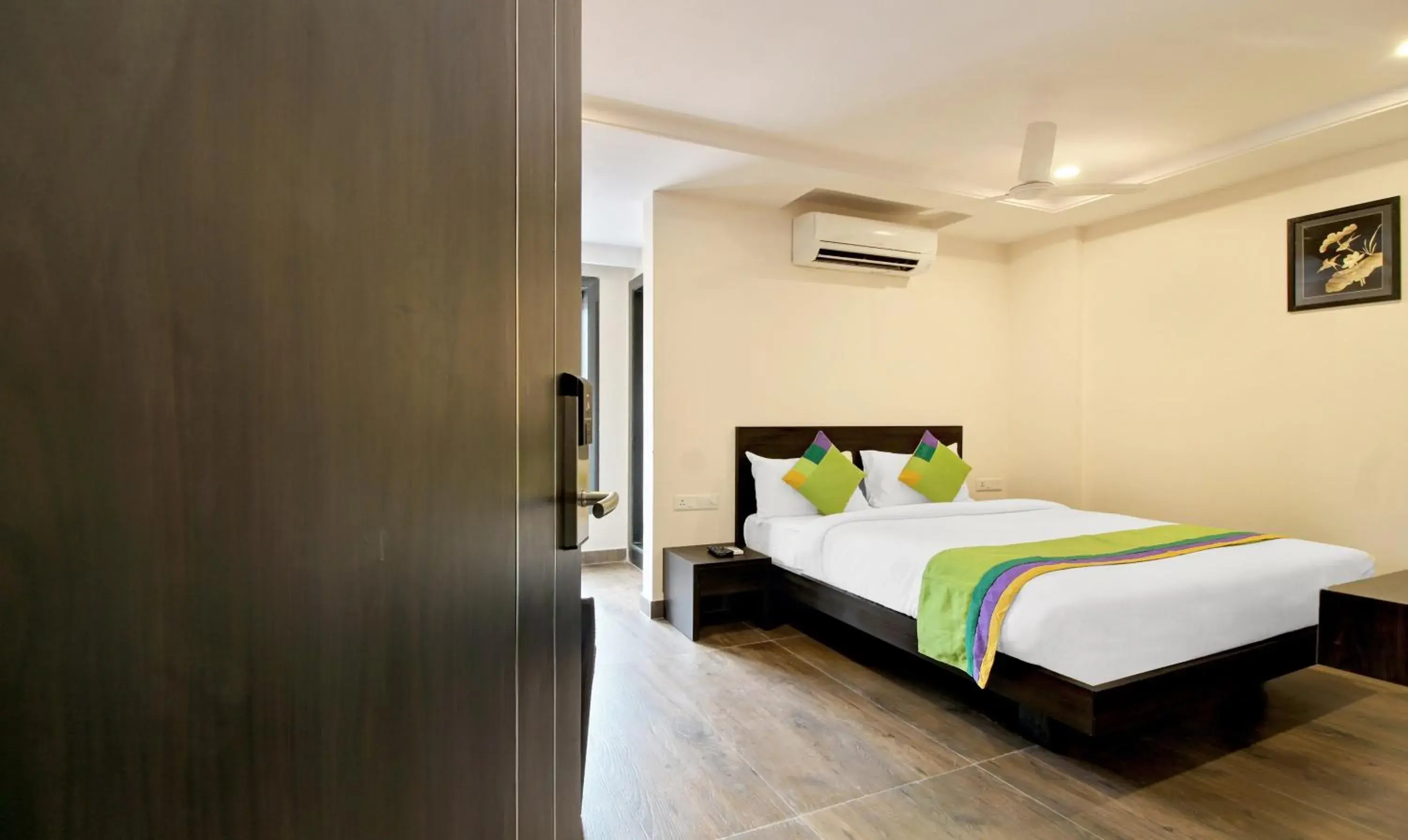 Bedroom, Bed in Treebo Excella Bedroom, Bed in Treebo Excella