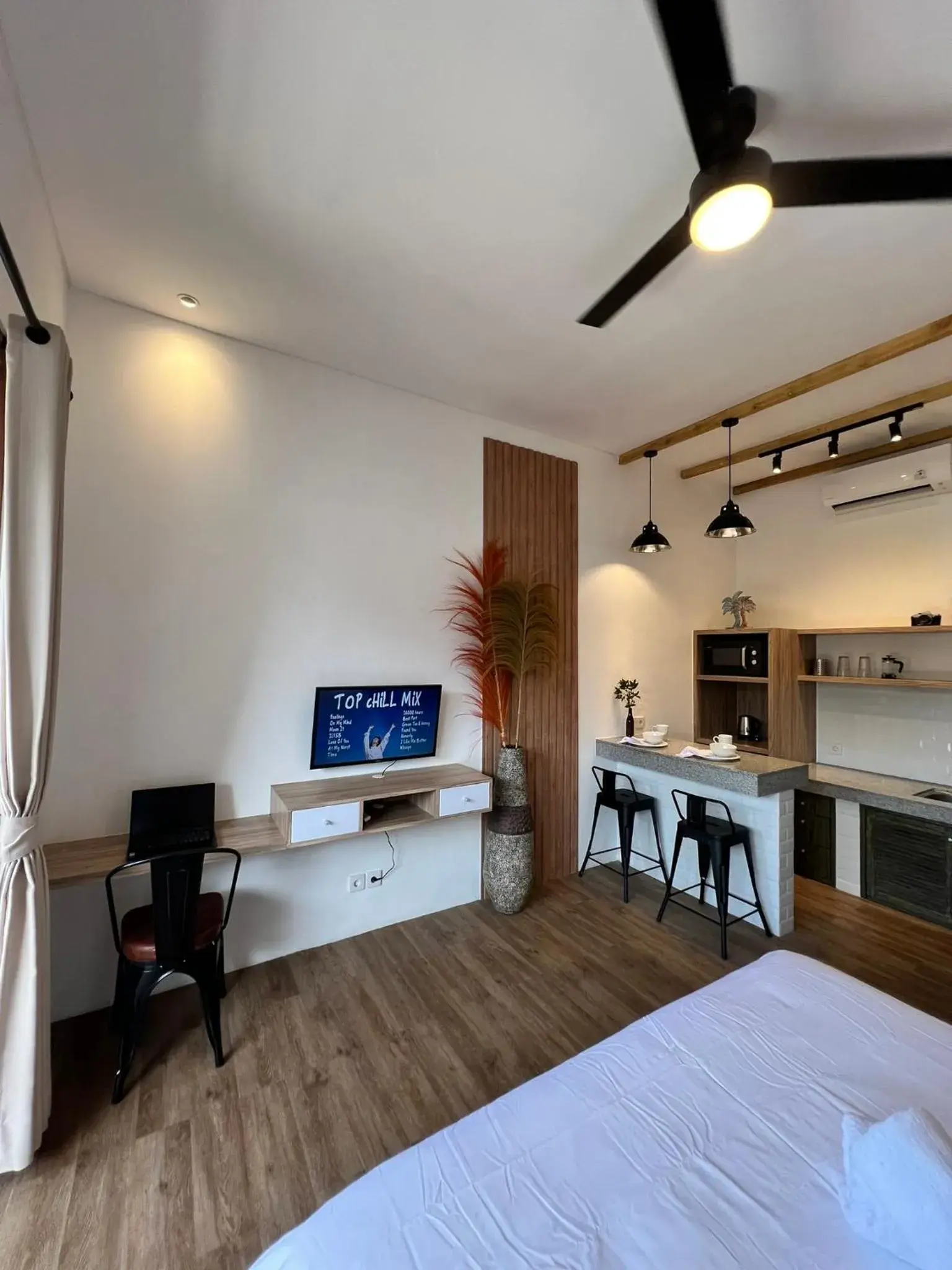 Bed in Negrita House Canggu Apartment Bed in Negrita House Canggu Apartment