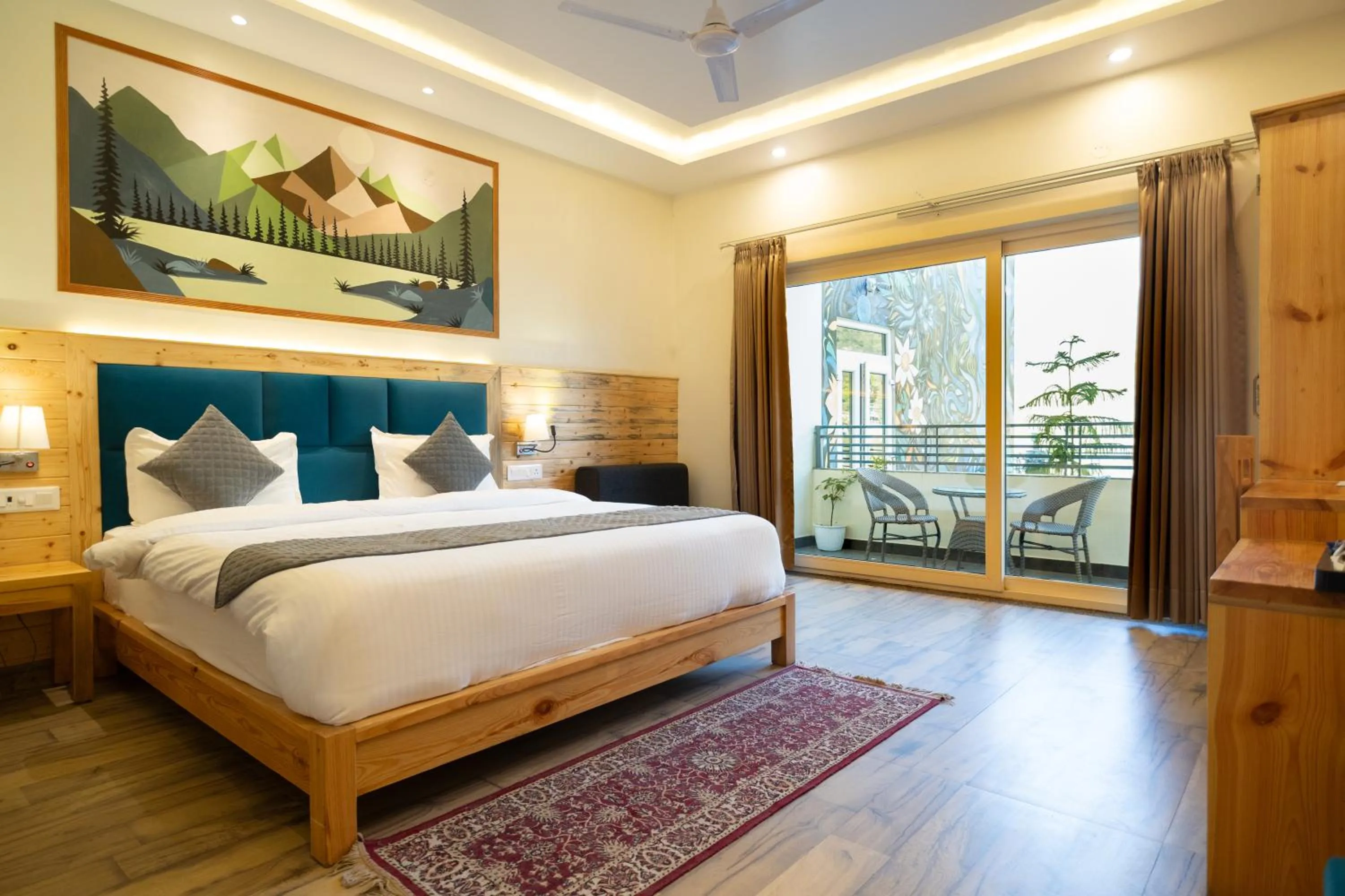 Bedroom, Bed in Heryk Hillview Hotel