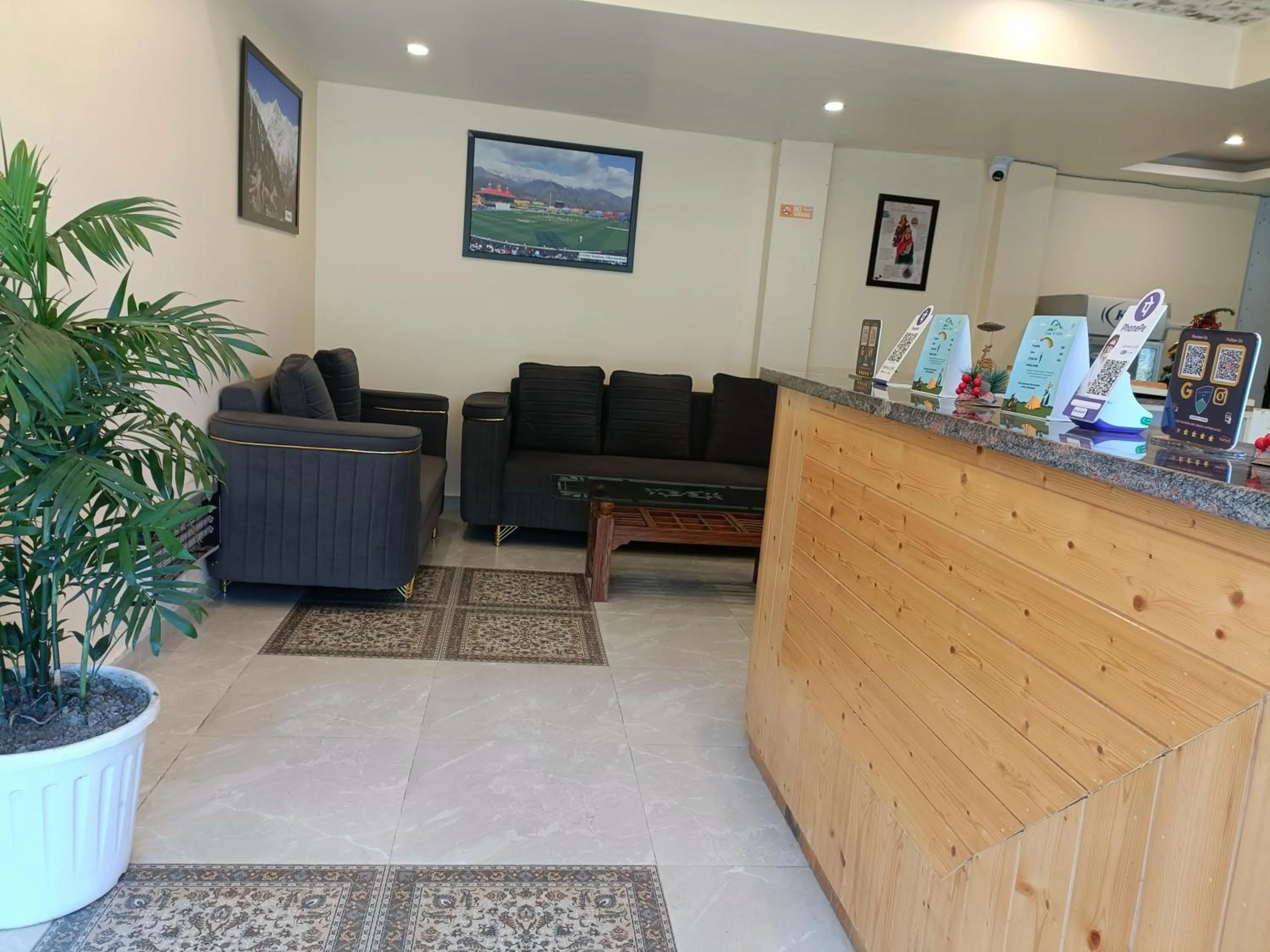 Lobby or reception in Heryk Hillview Hotel