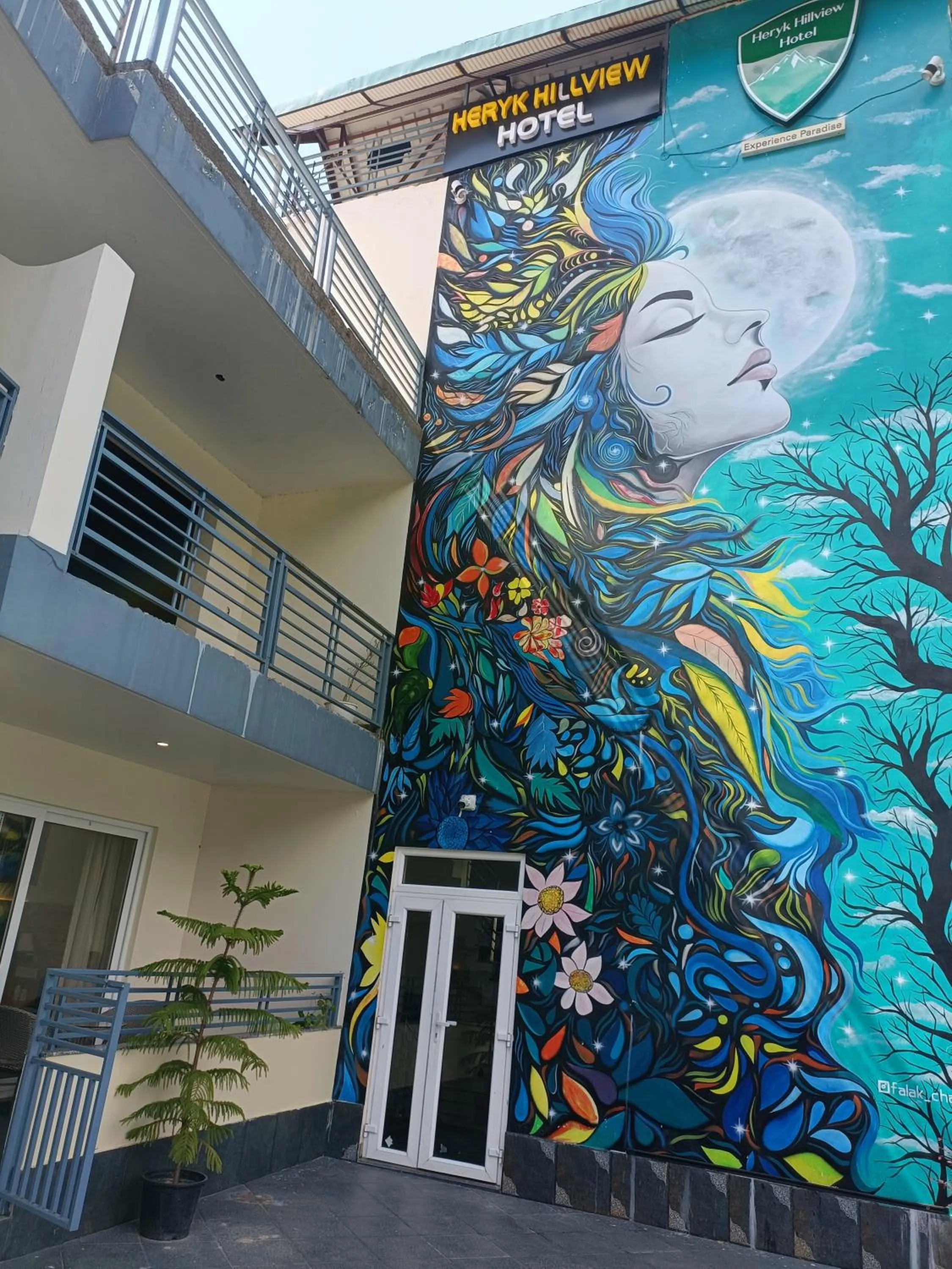 Property building in Heryk Hillview Hotel