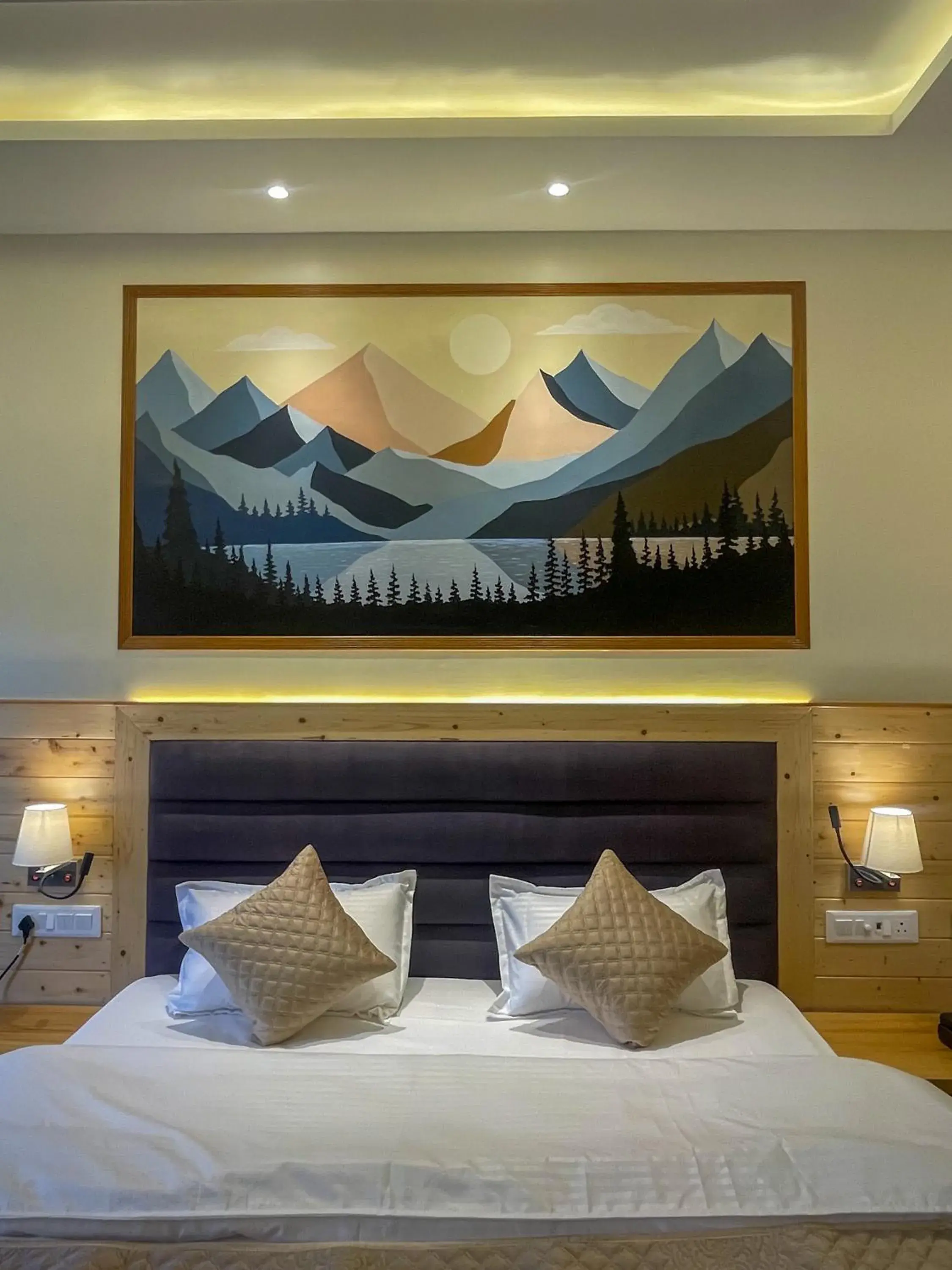 Photo of the whole room, Bed in Heryk Hillview Hotel Photo of the whole room, Bed in Heryk Hillview Hotel