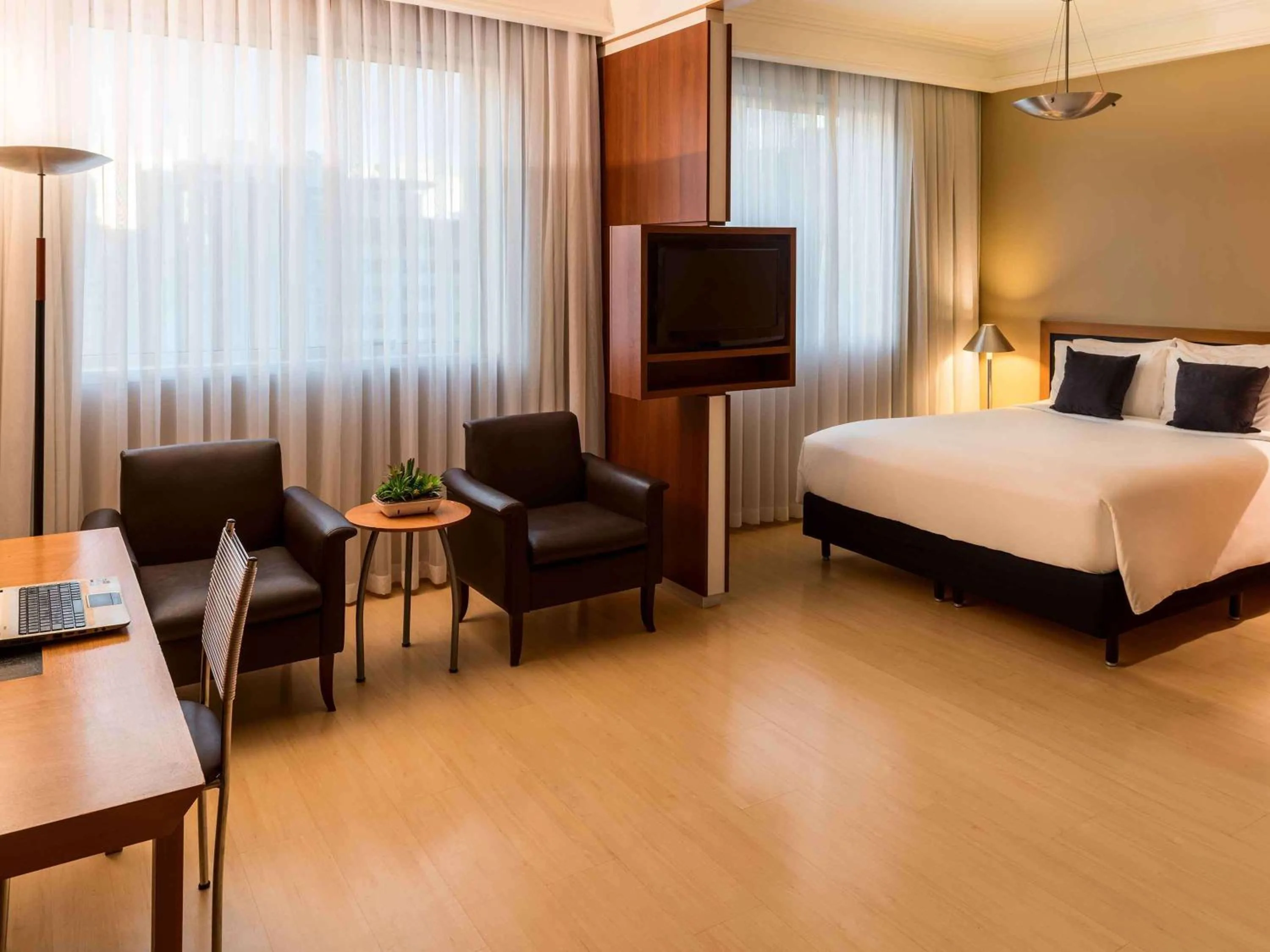 Property building, Bed in Mercure Belo Horizonte Savassi