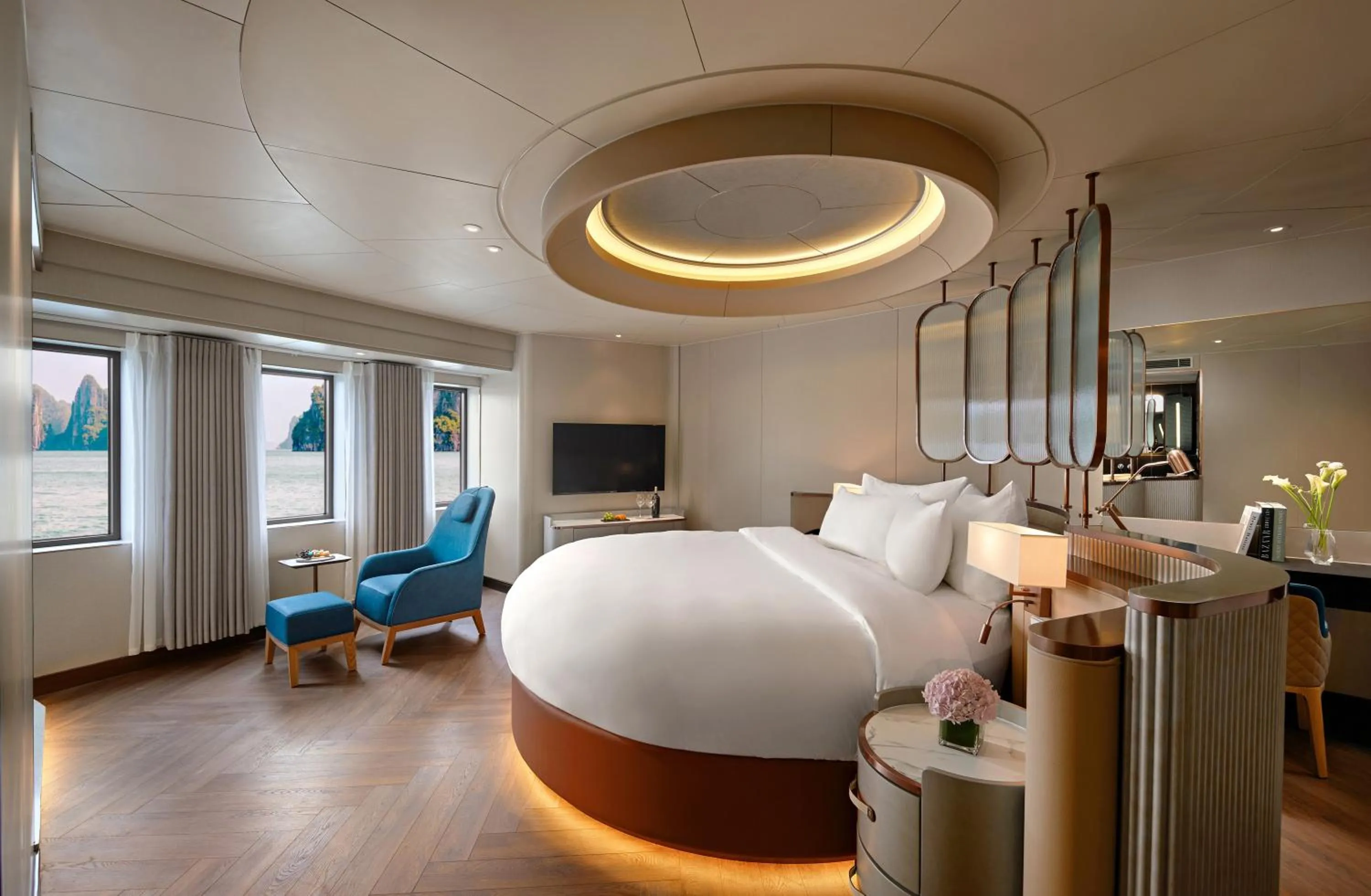 Bedroom, Bed in Grand Pioneers Halong Bay Cruise 2