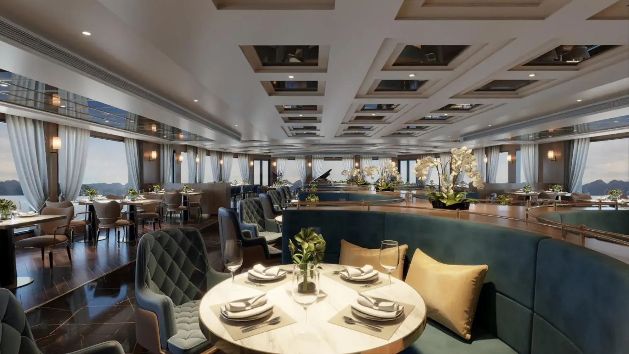 Restaurant/places to eat in Grand Pioneers Halong Bay Cruise 2 Restaurant/places to eat in Grand Pioneers Halong Bay Cruise 2