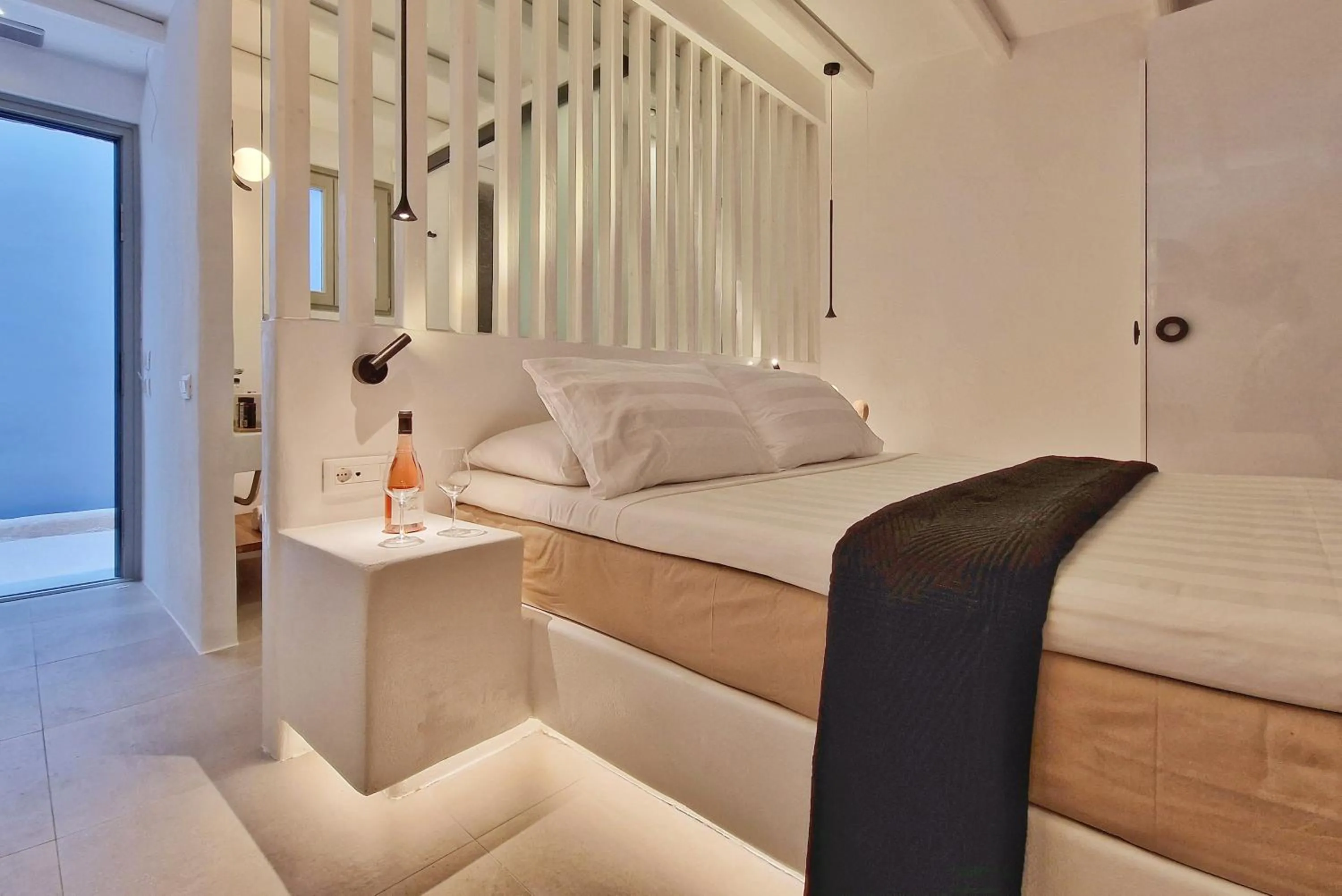 Bed in AGADA Folegandros Suites & Villas Adults Only