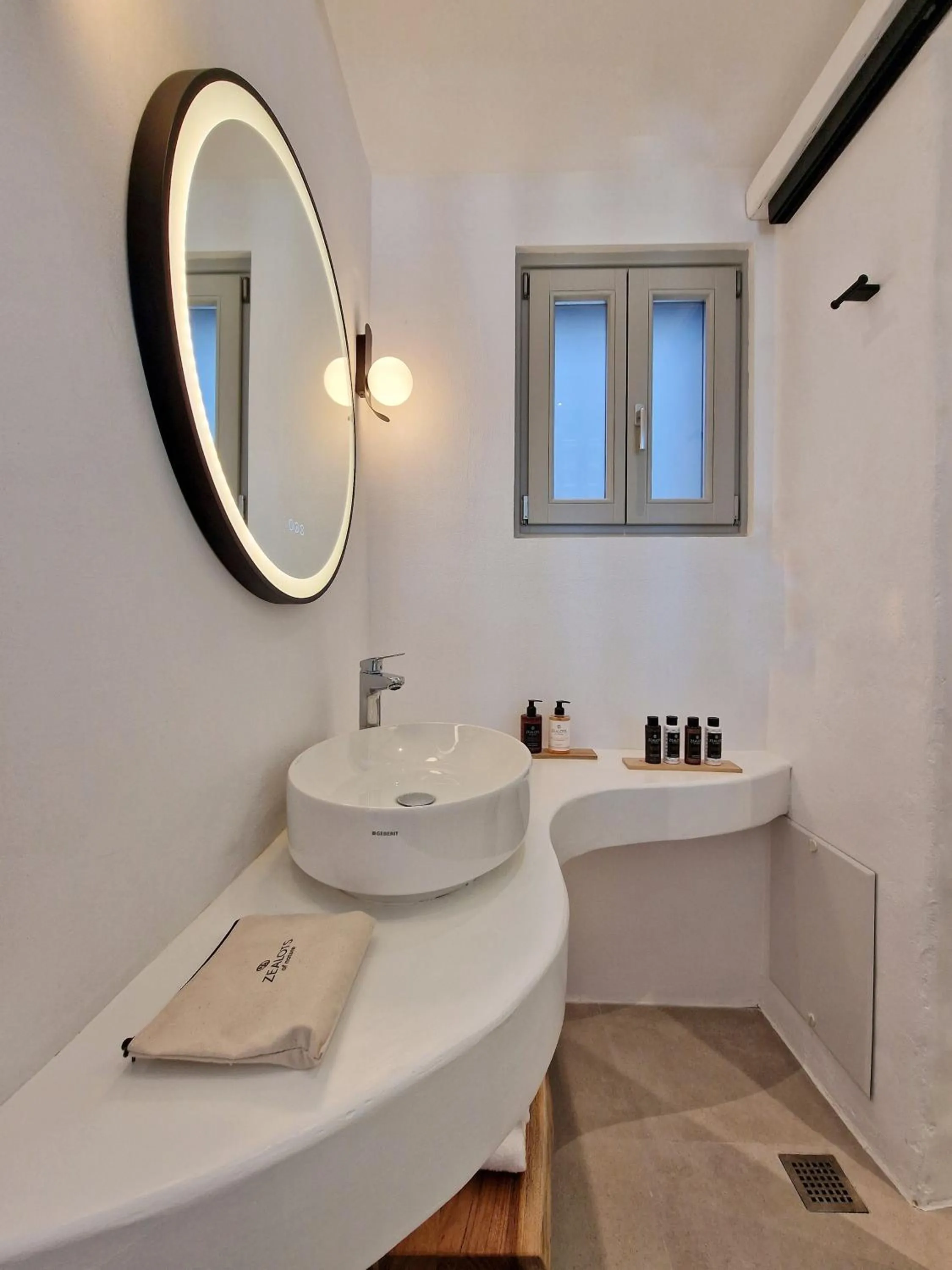 Bathroom in AGADA Folegandros Suites & Villas Adults Only