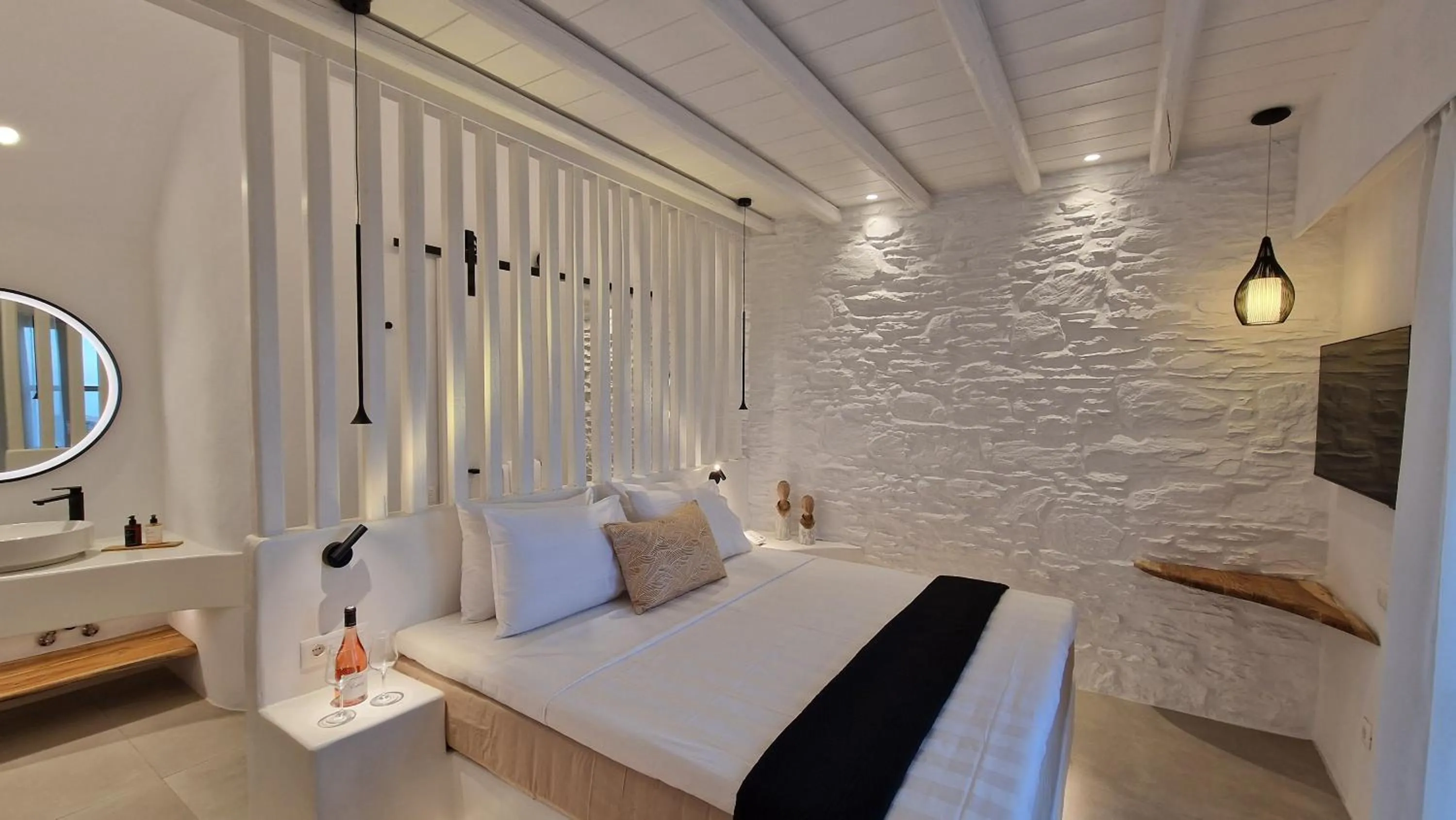 Bed in AGADA Folegandros Suites & Villas Adults Only