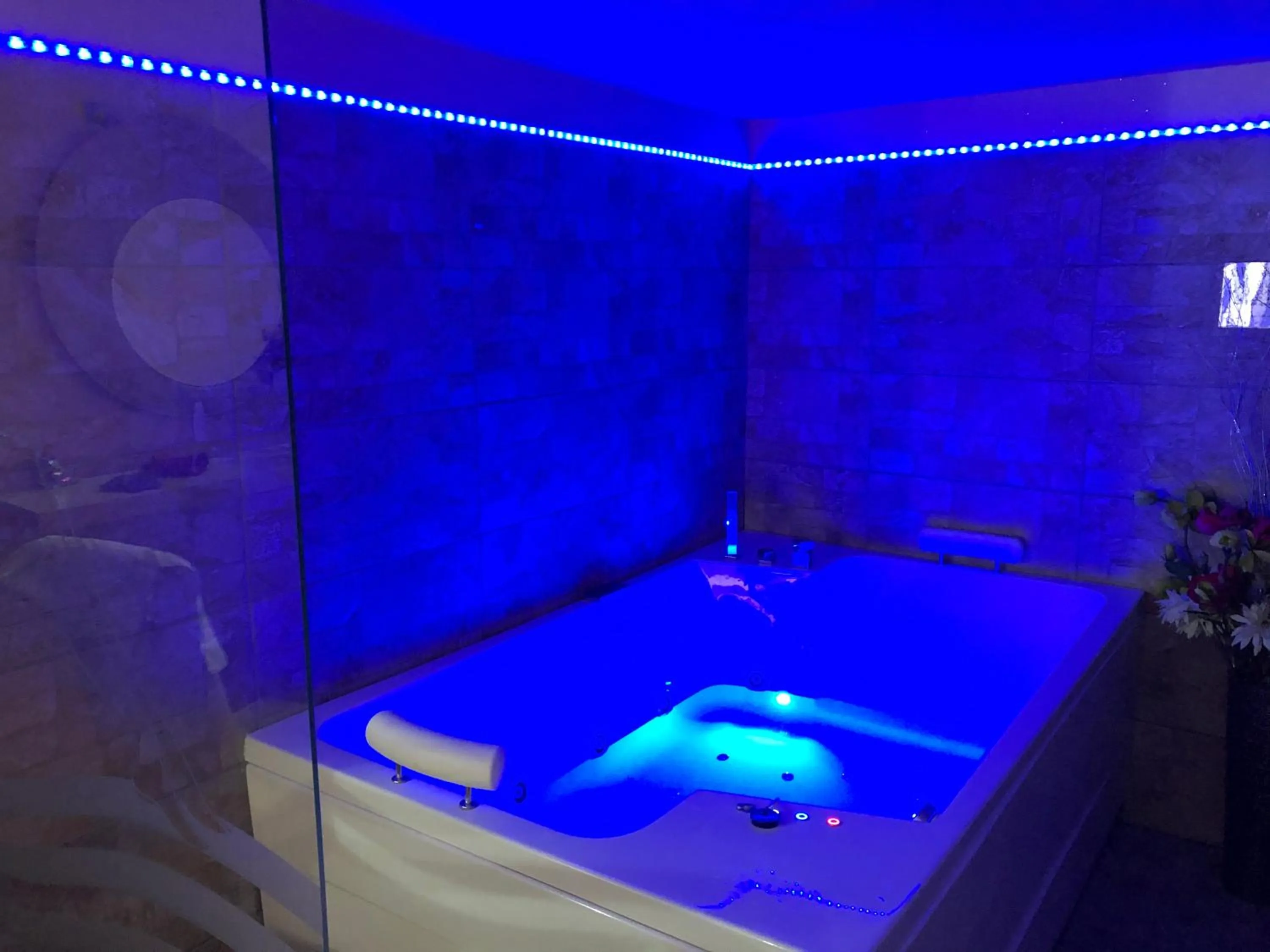 Hot Tub in B&B Caos Calmo