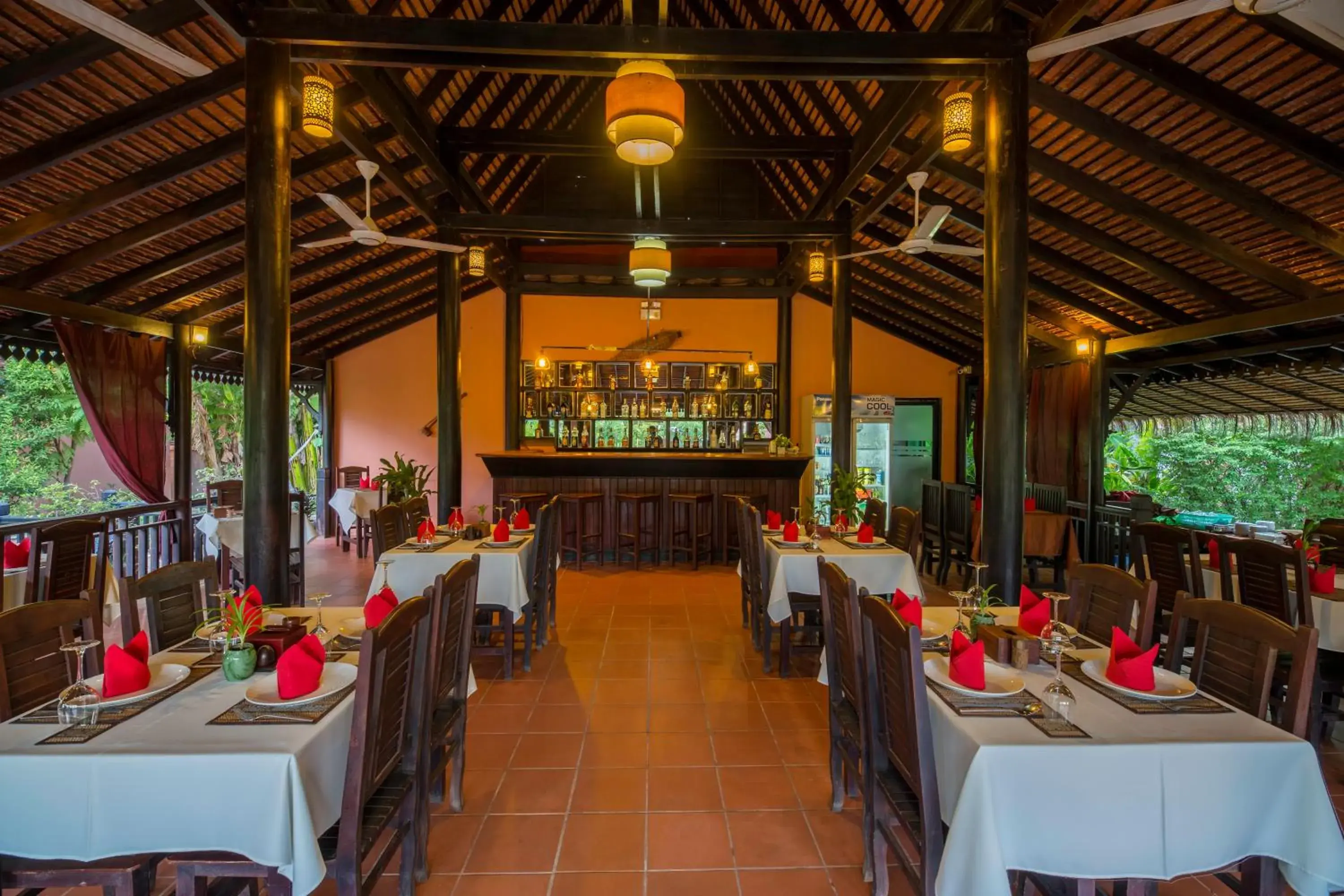 Dining area, Restaurant/Places to Eat in Kouprey Hotel