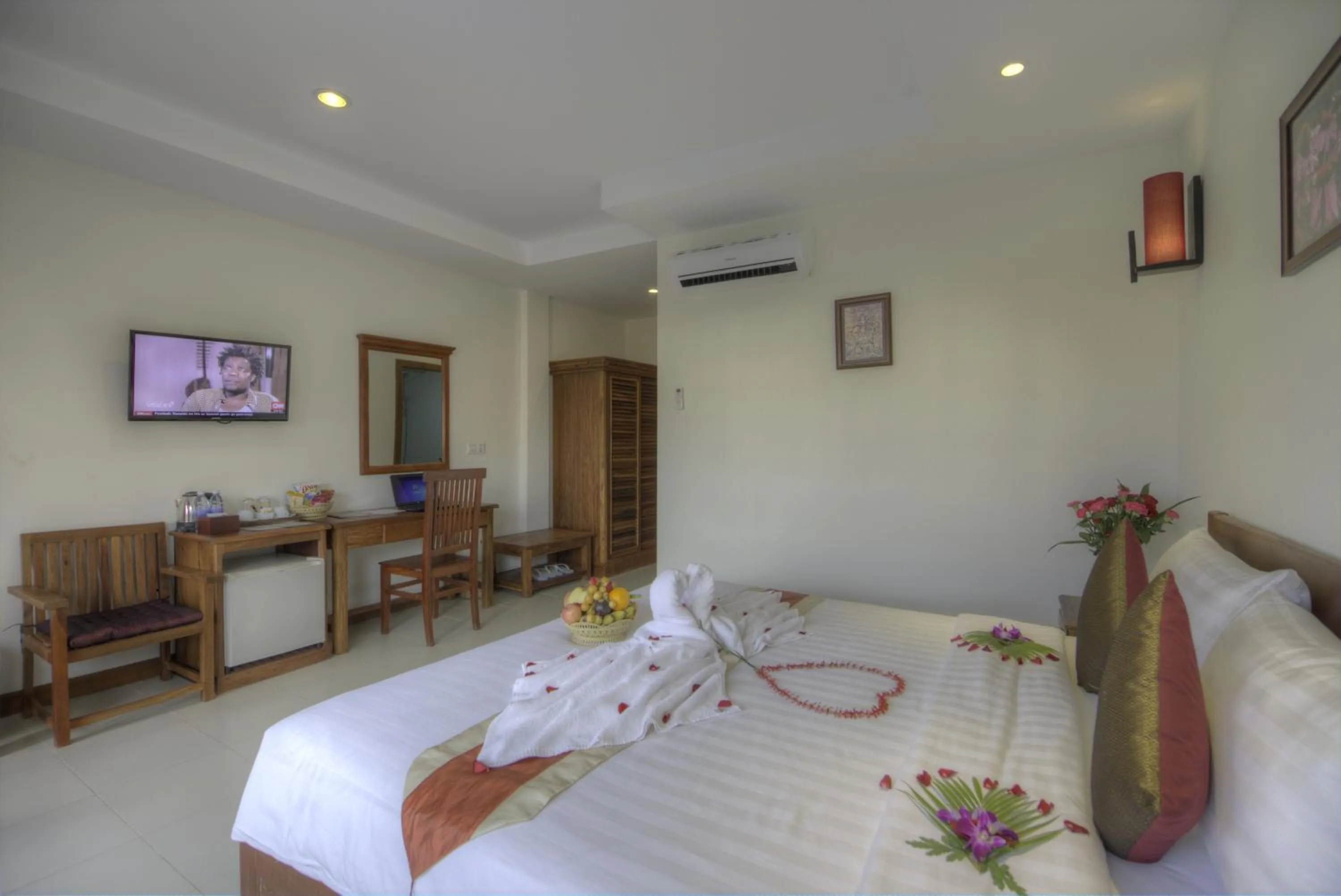 Bed in Kouprey Hotel