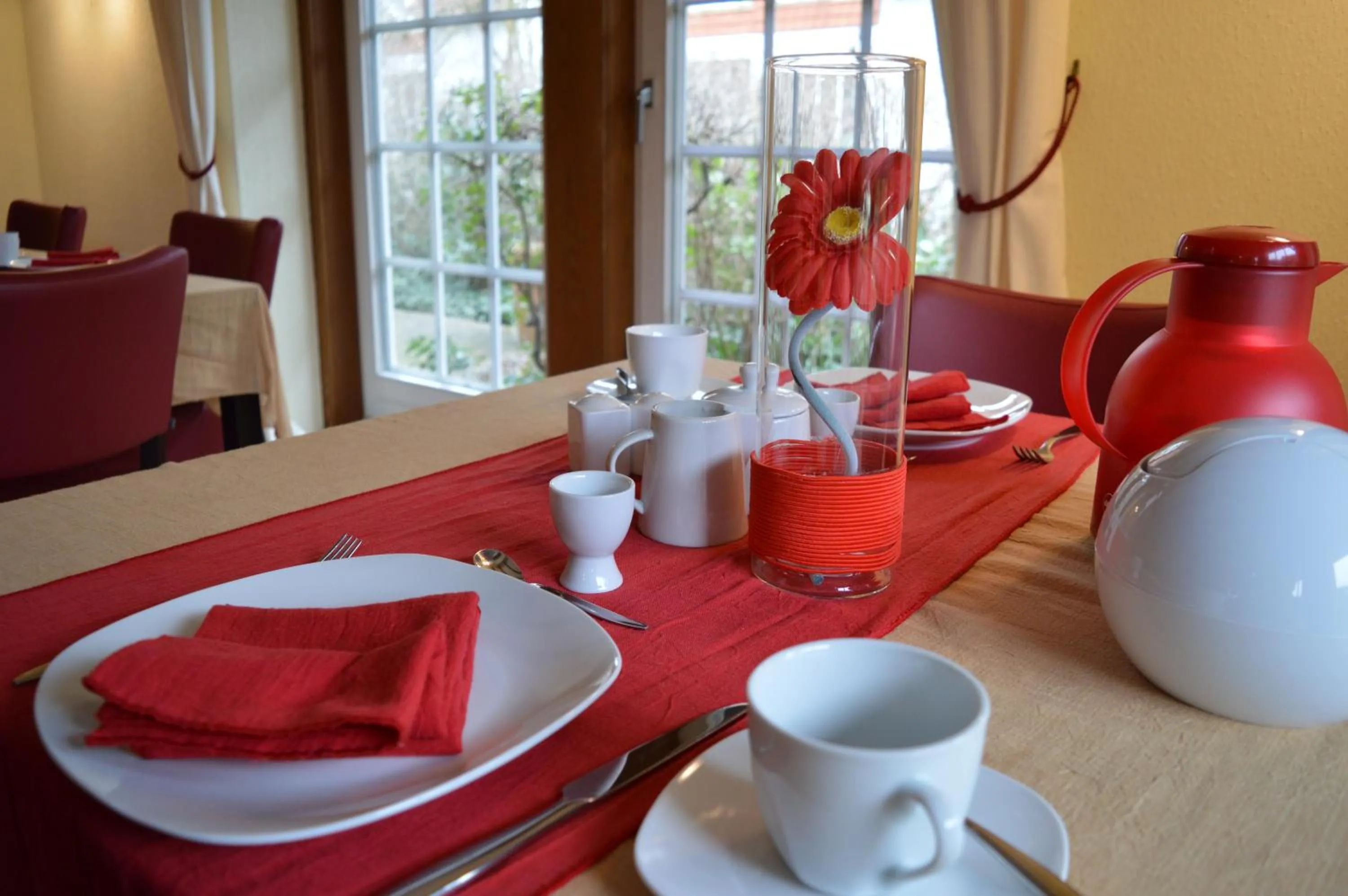 Restaurant/places to eat in Landhaus Zum Heidewanderer mit THERMEplus