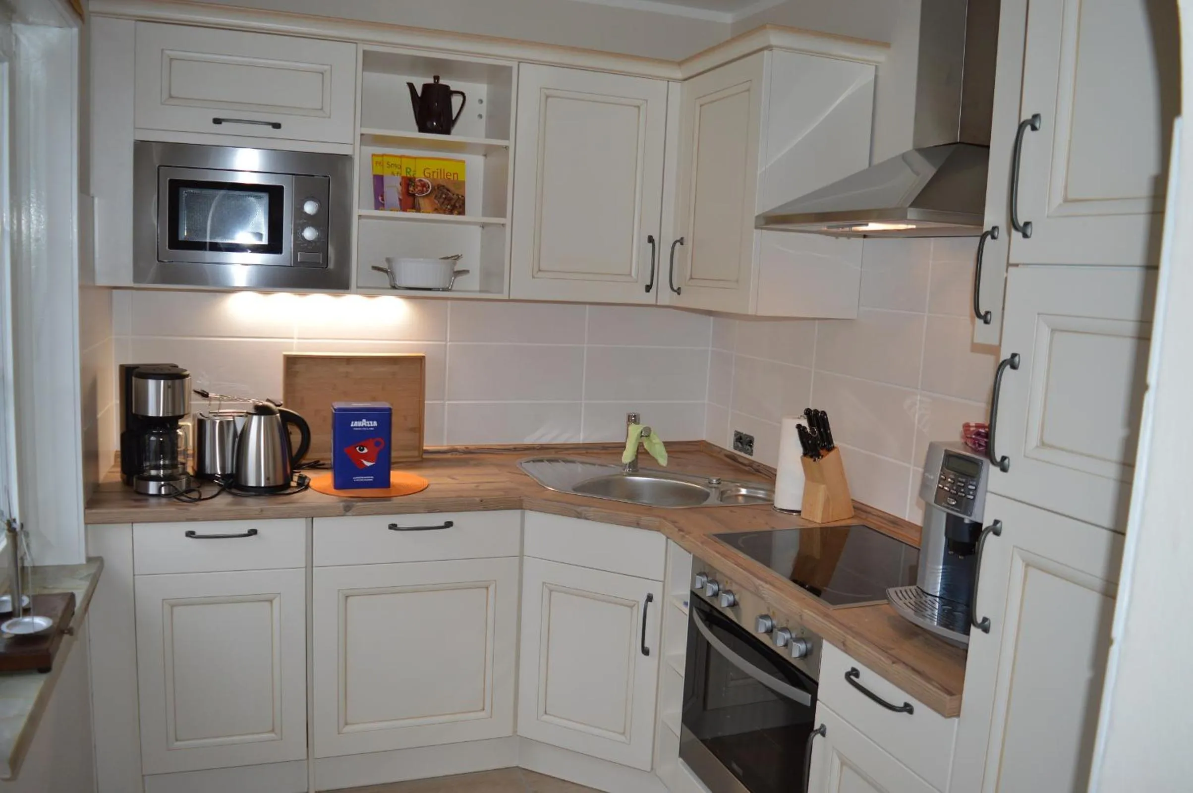 Coffee/tea facilities in Landhaus Zum Heidewanderer mit THERMEplus