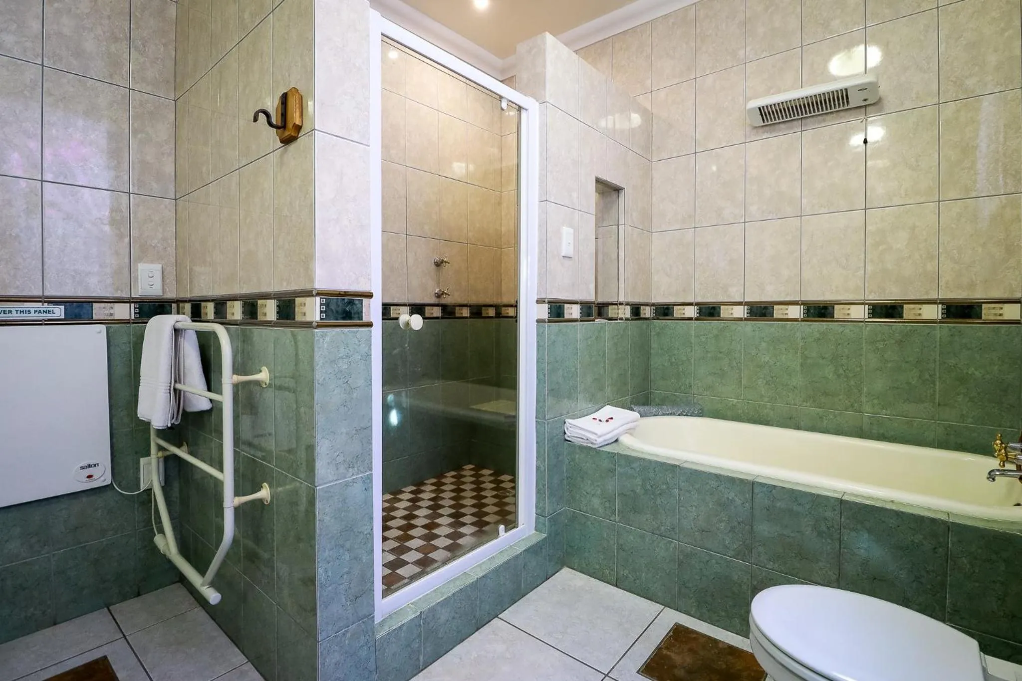 Shower in Altes Landhaus Country Lodge