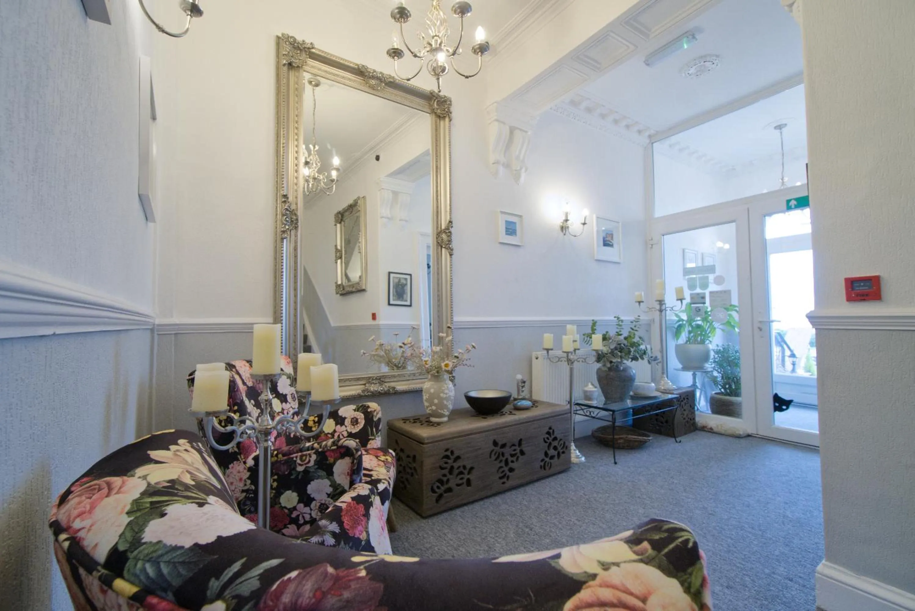 Facade/entrance in Glan Y Mor Hotel (Adult Only)