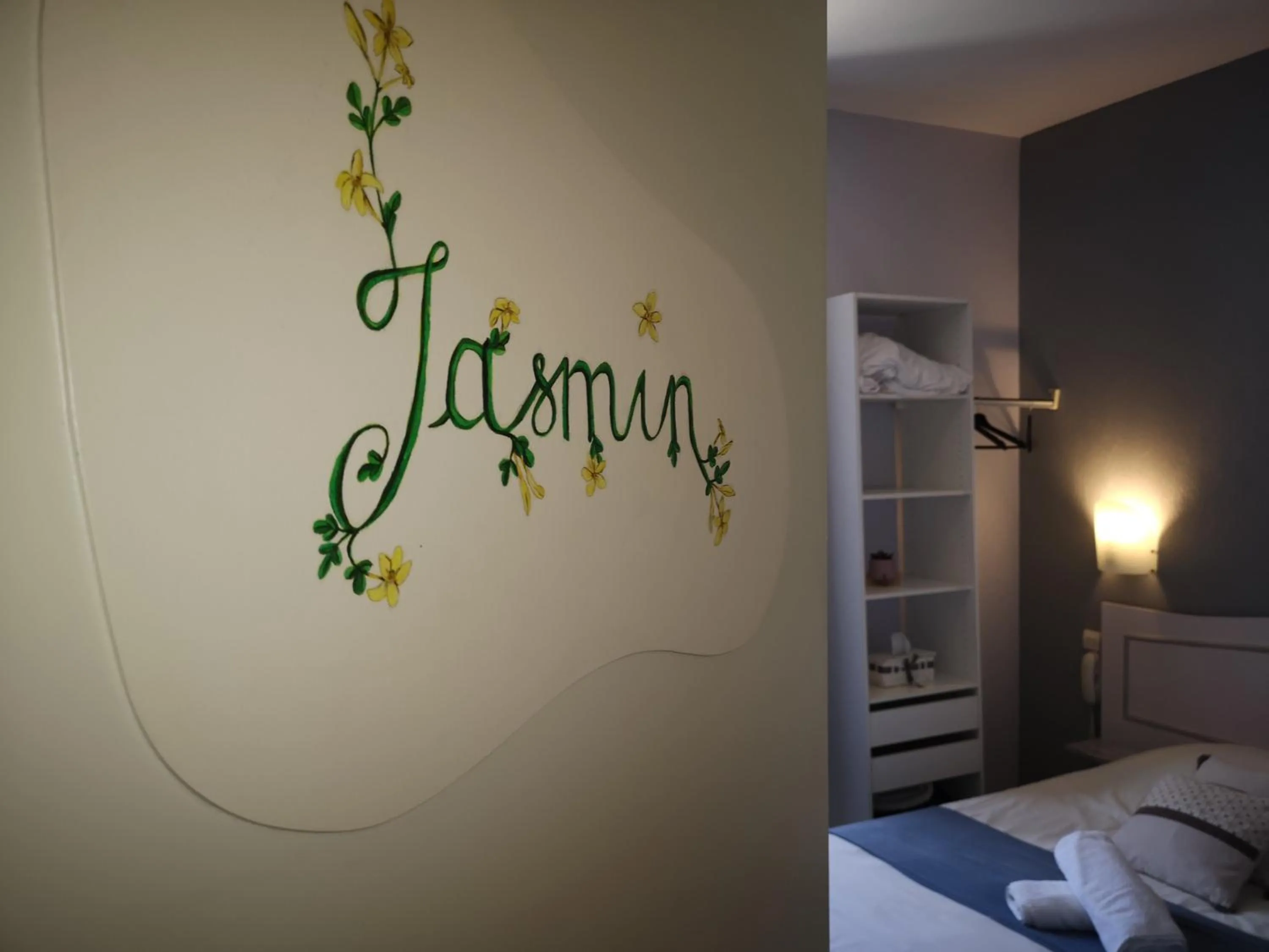 Double Room in "Maison D'hôtes du Prieuré"