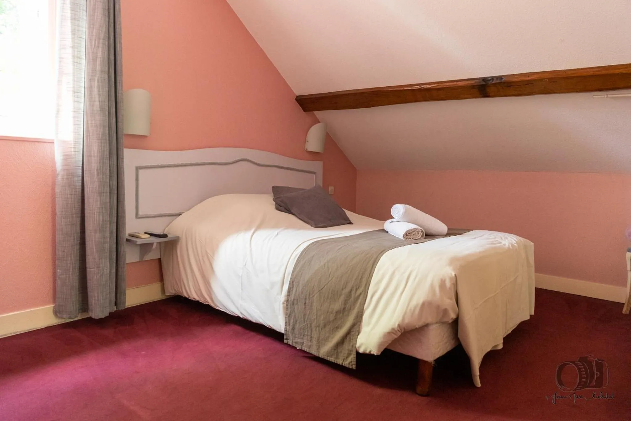 Superior Double Room in "Maison D'hôtes du Prieuré"