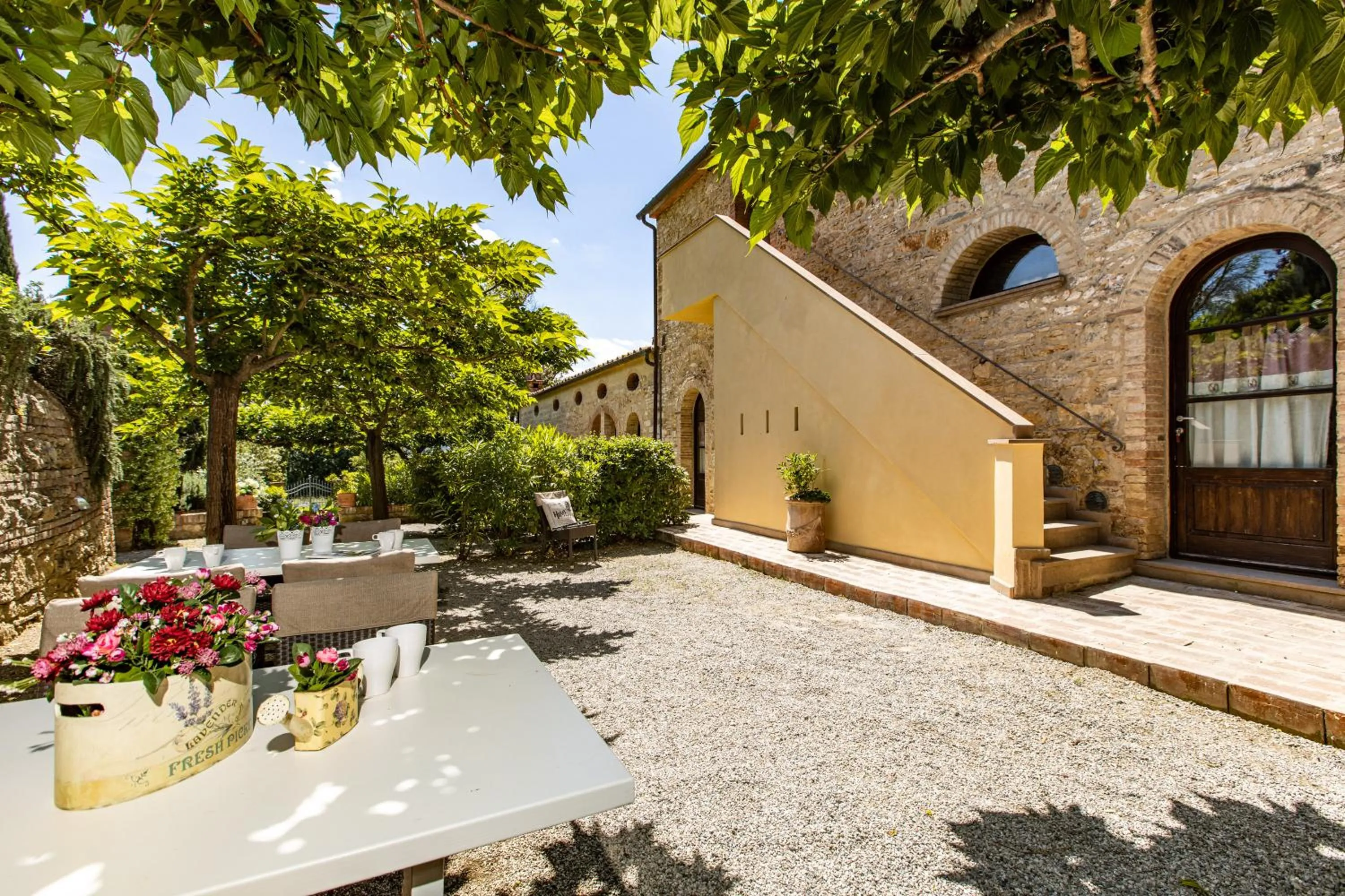 Property building in Tenuta Quarrata