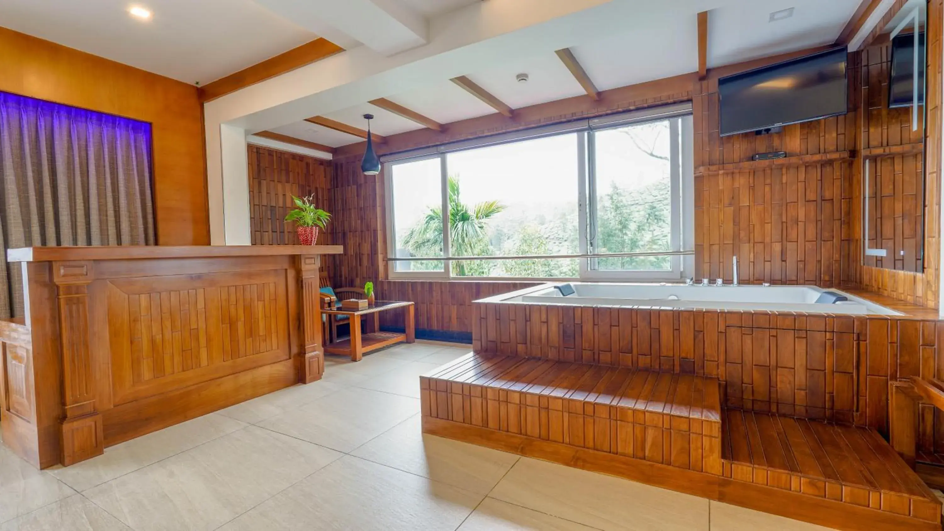 Swimming pool in Chandys Windy Woods Munnar Swimming pool in Chandys Windy Woods Munnar