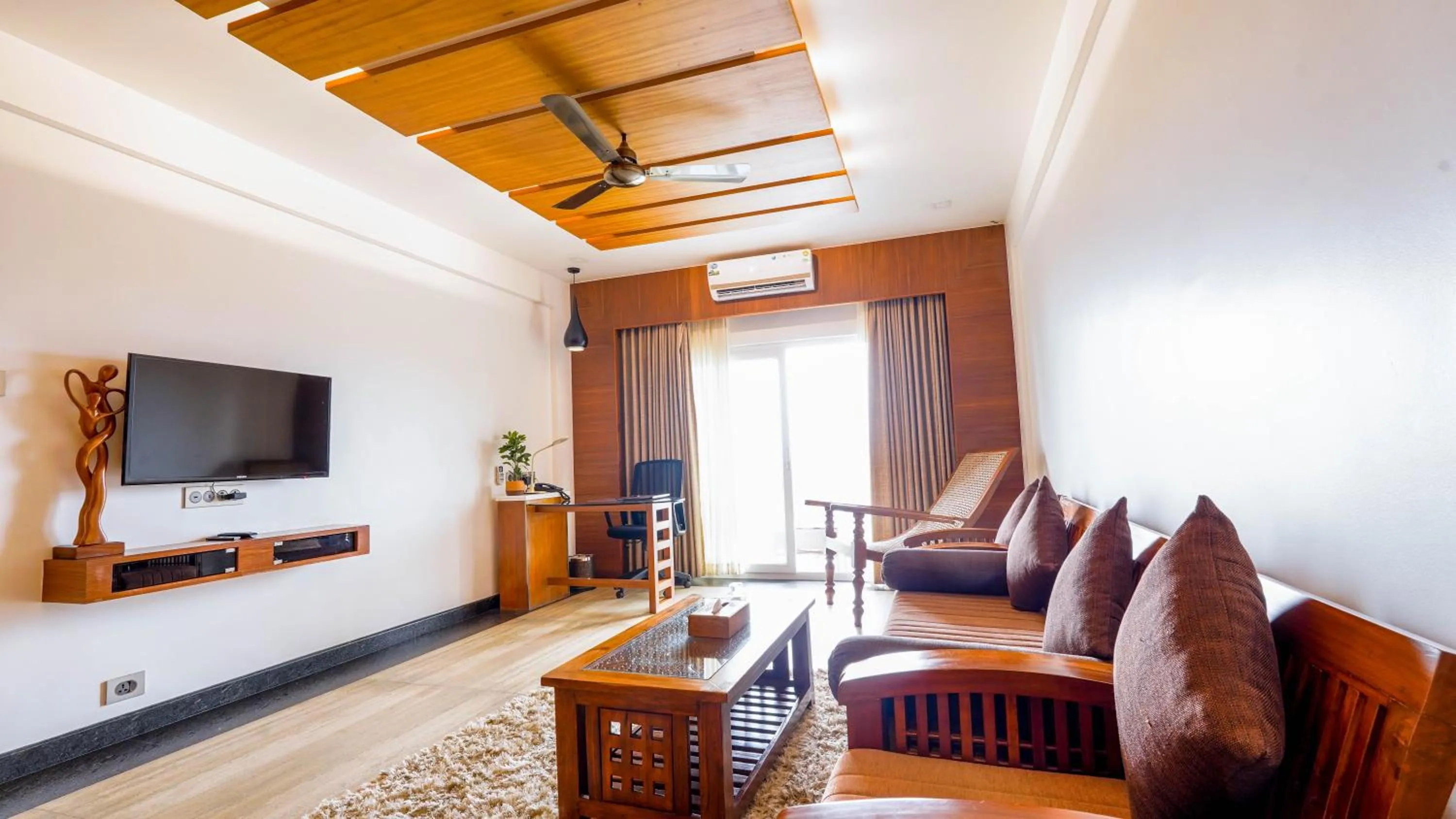 Living room in Chandys Windy Woods Munnar