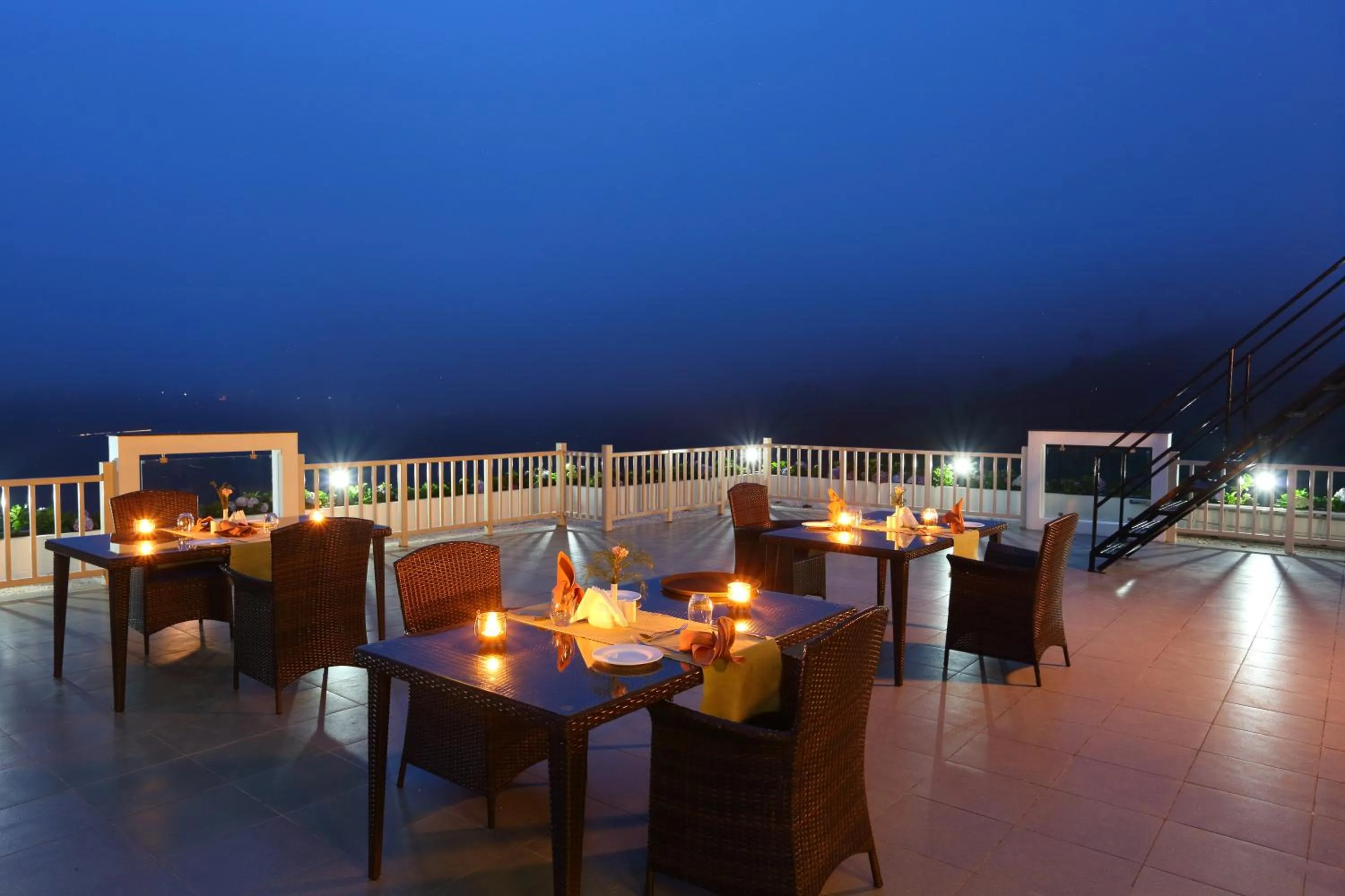 Restaurant/places to eat in Chandys Windy Woods Munnar