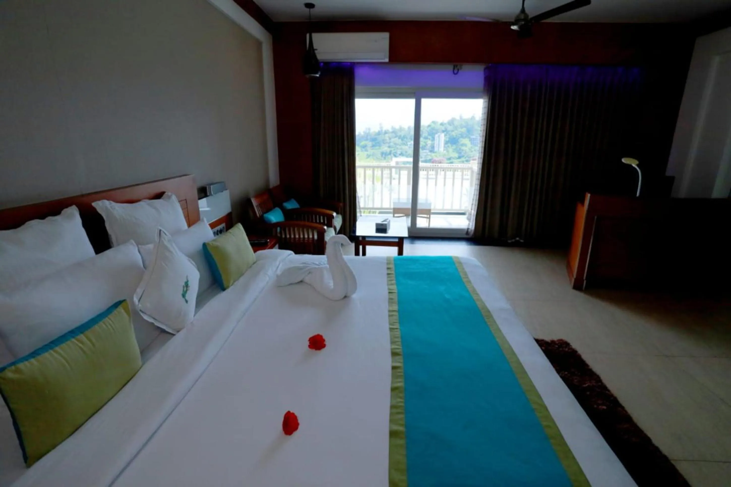 Bed in Chandys Windy Woods Munnar